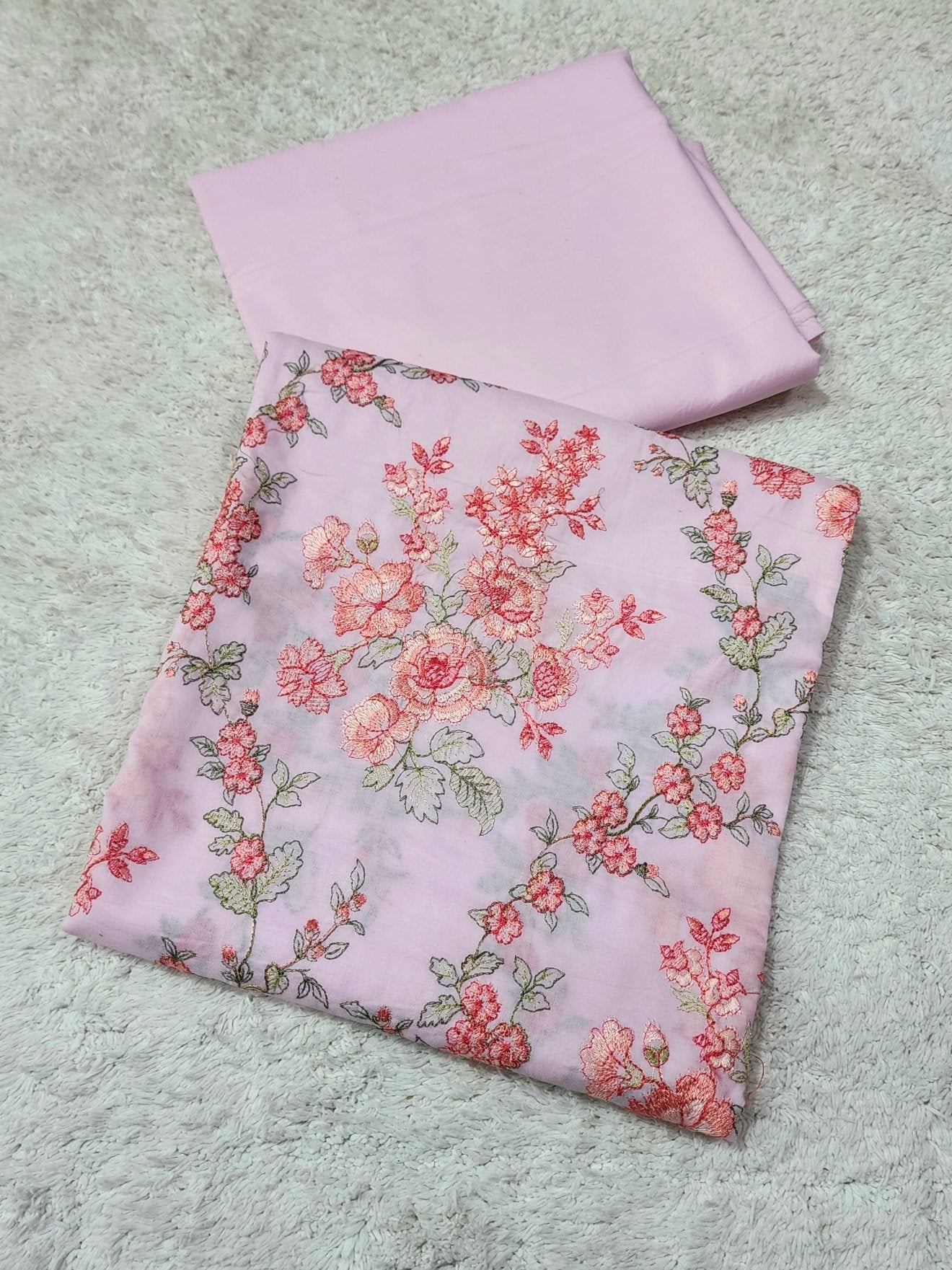 Breeze Lawn 2 Pc Embroidered Suit