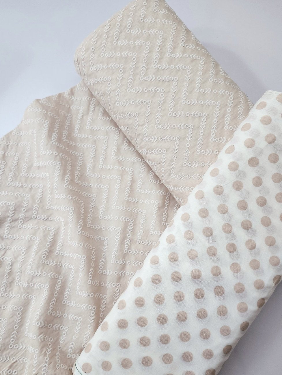 Chikankari Lawn 2 Piece Suit Lining Design | Light Skin