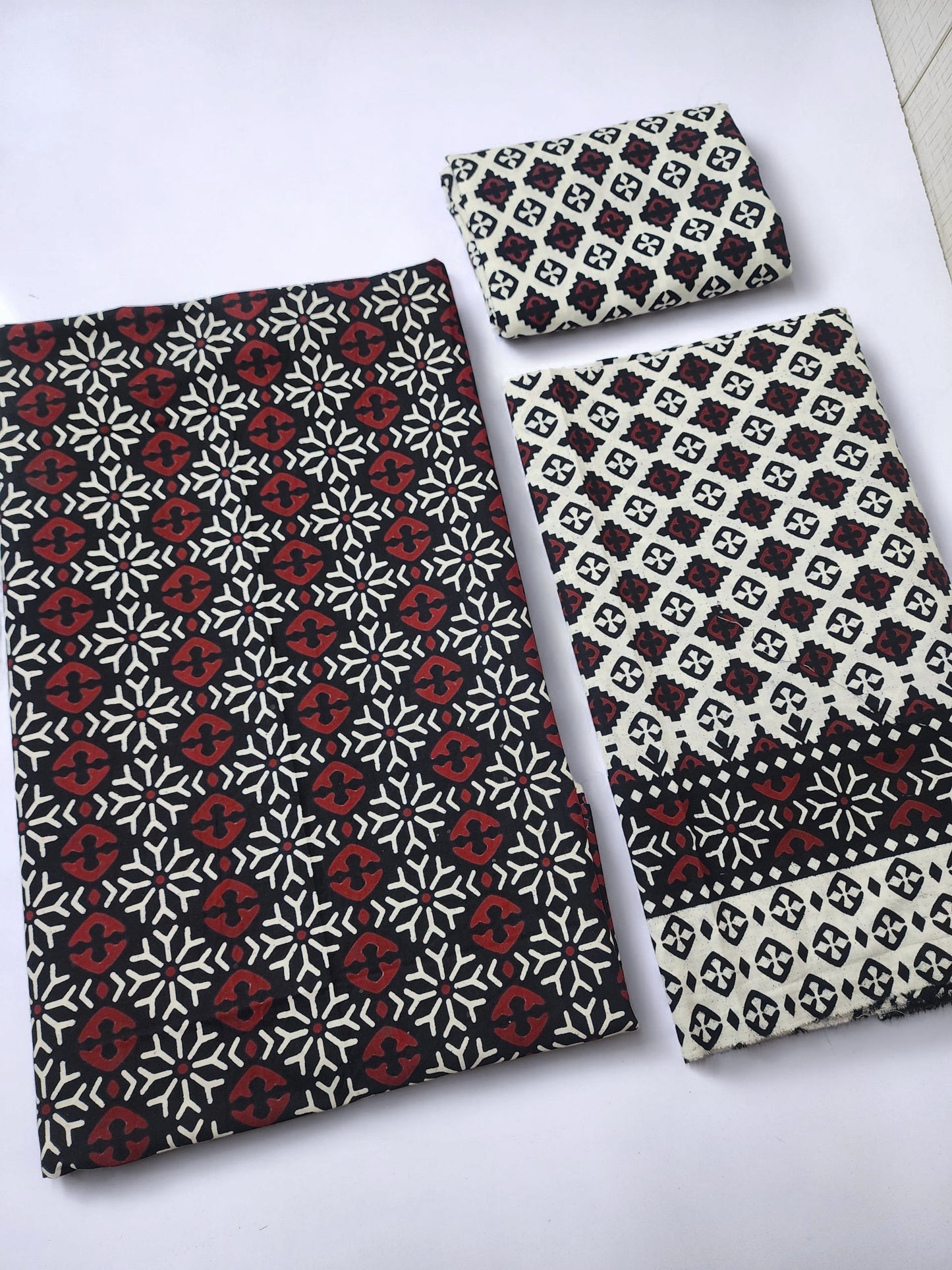 Ajrak Cotton 3 Piece Unstitched Suit 25% OFF