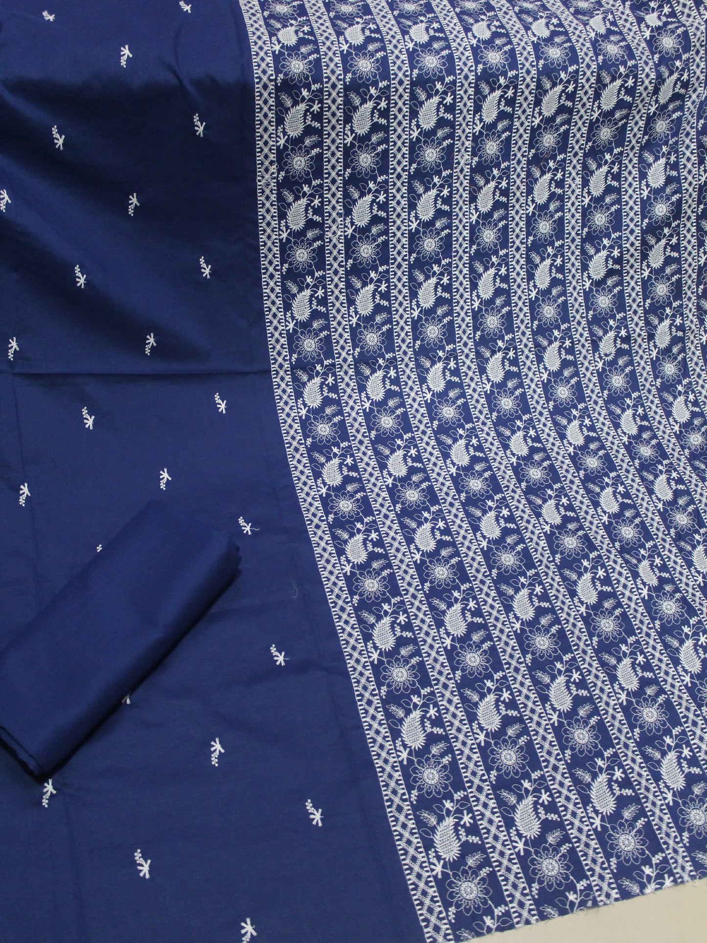 Breeze Lawn 2 Pc Embroidered Suits