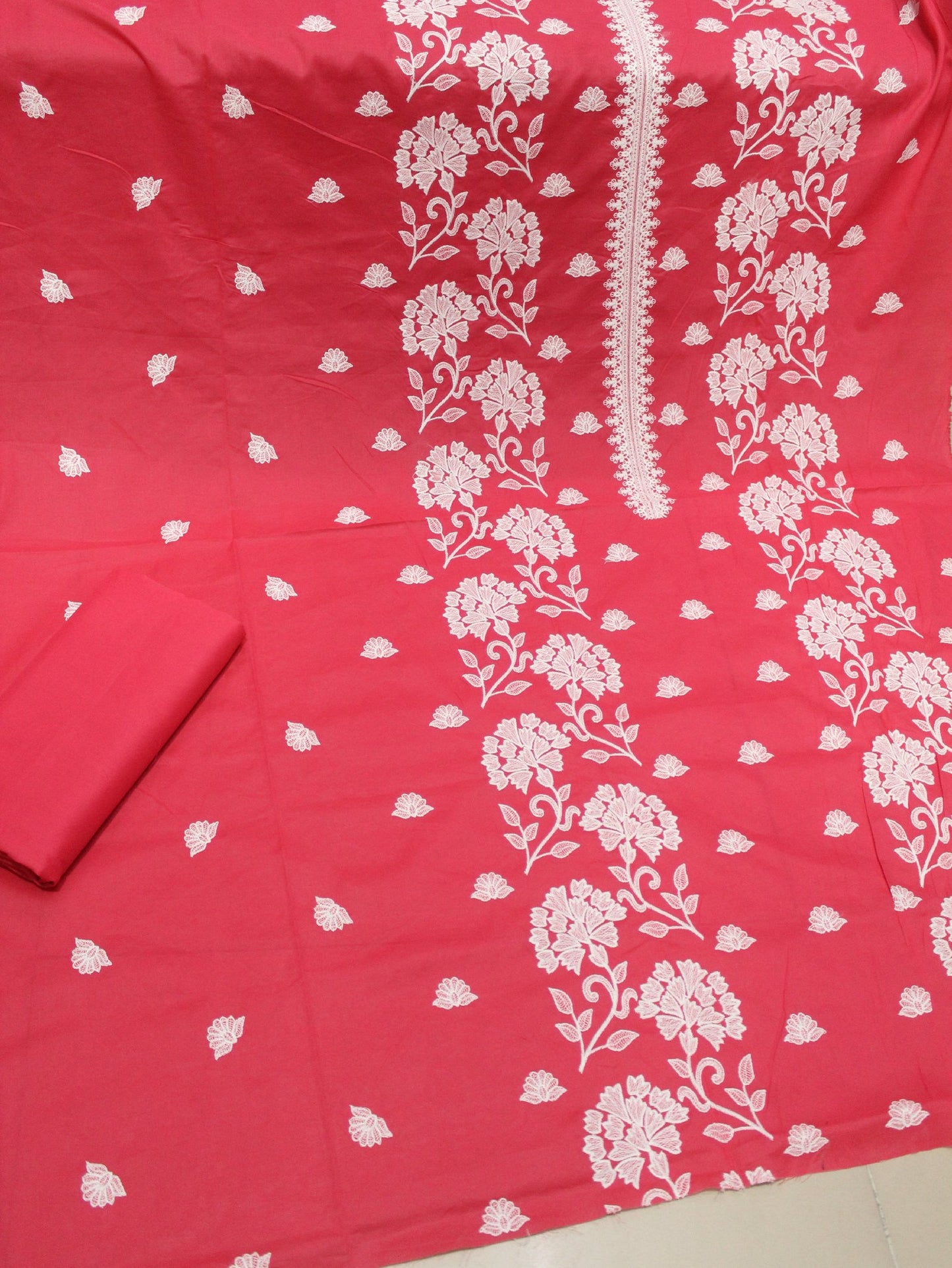 Breeze Lawn 2 Pc Embroidered Suits