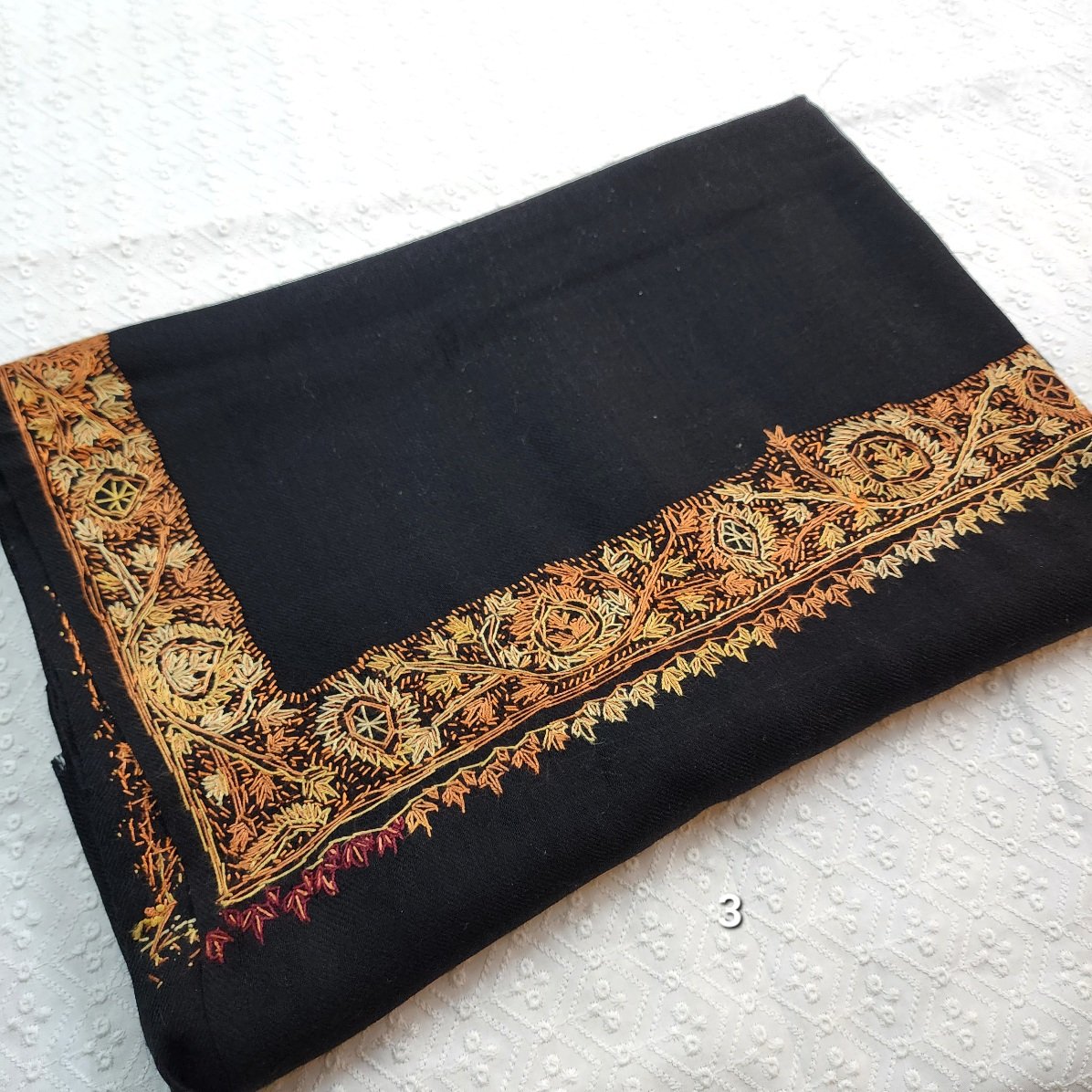 Handmade Pashmina Shawl | Border Embroidery