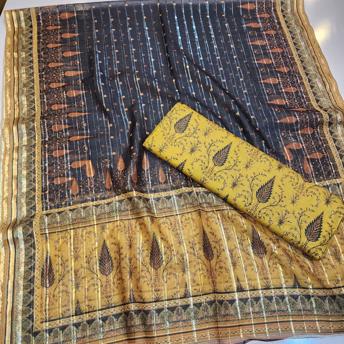 3 Piece Pure Lawn Suit Diamond Dupatta