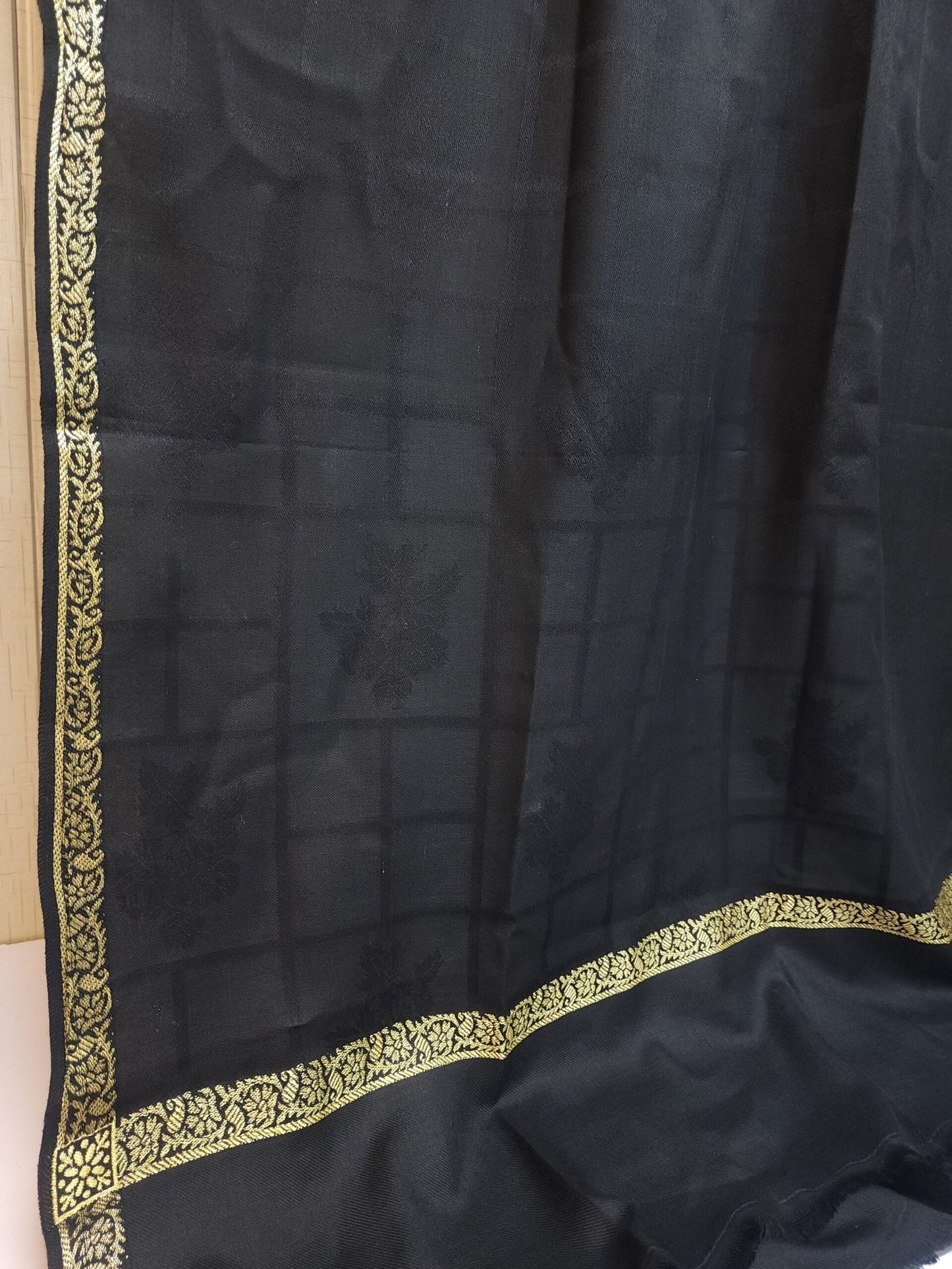 Pashmina Shawl Self Check Design With Self Border