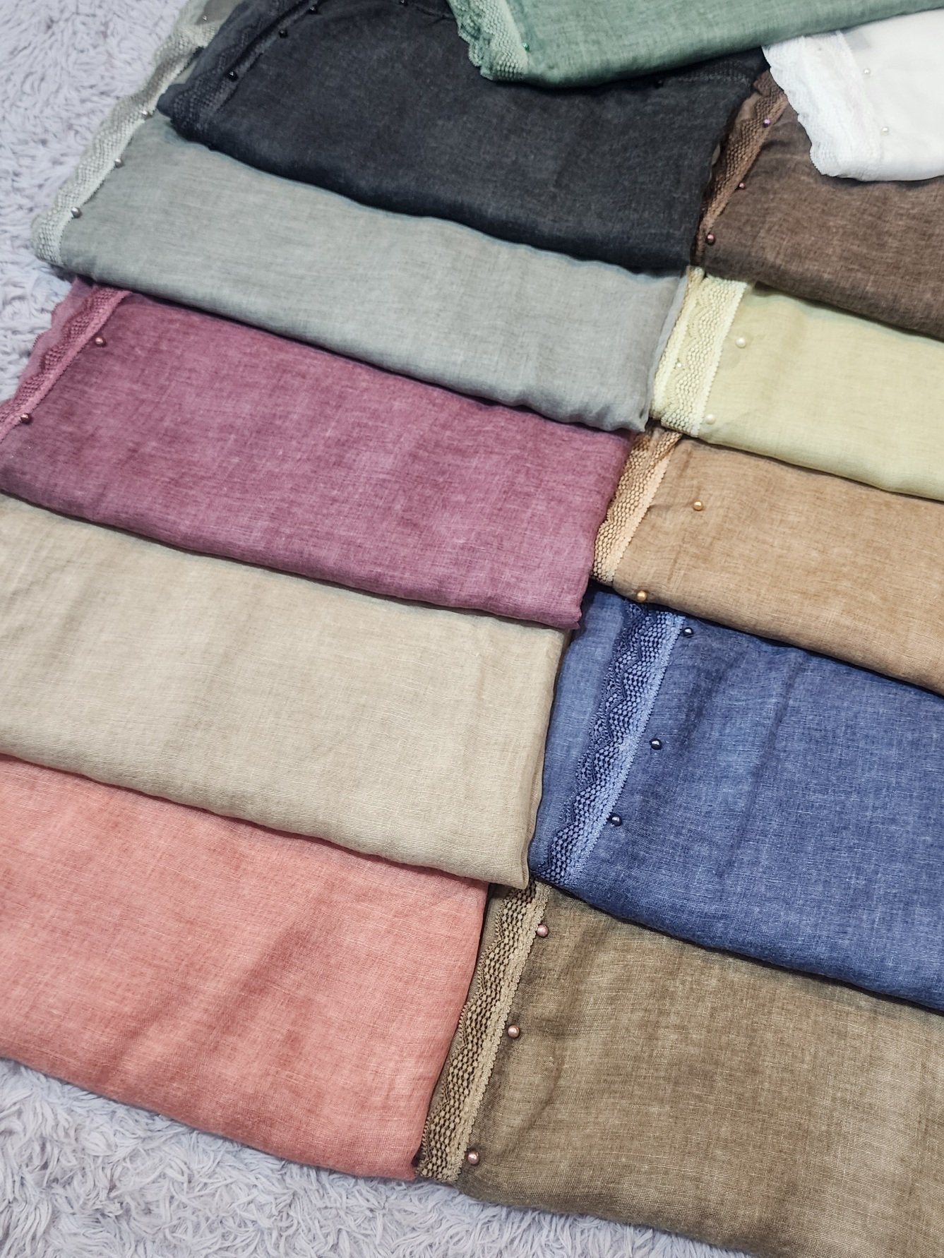 Lawn Shawl 4 Side Lace Border | Light Grey