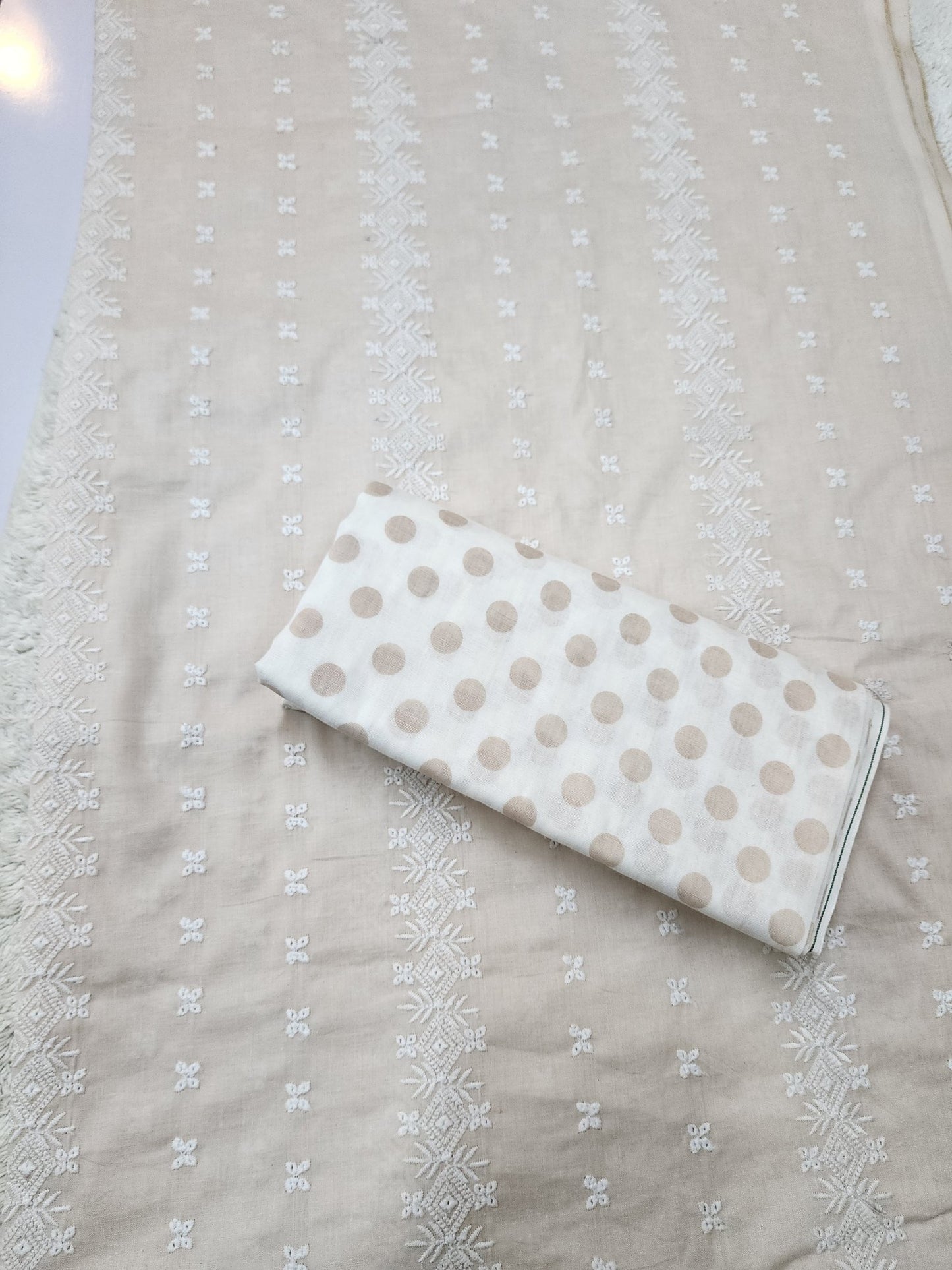 Chikankari Lawn 2 Piece Suit Lining Design | Light Skin