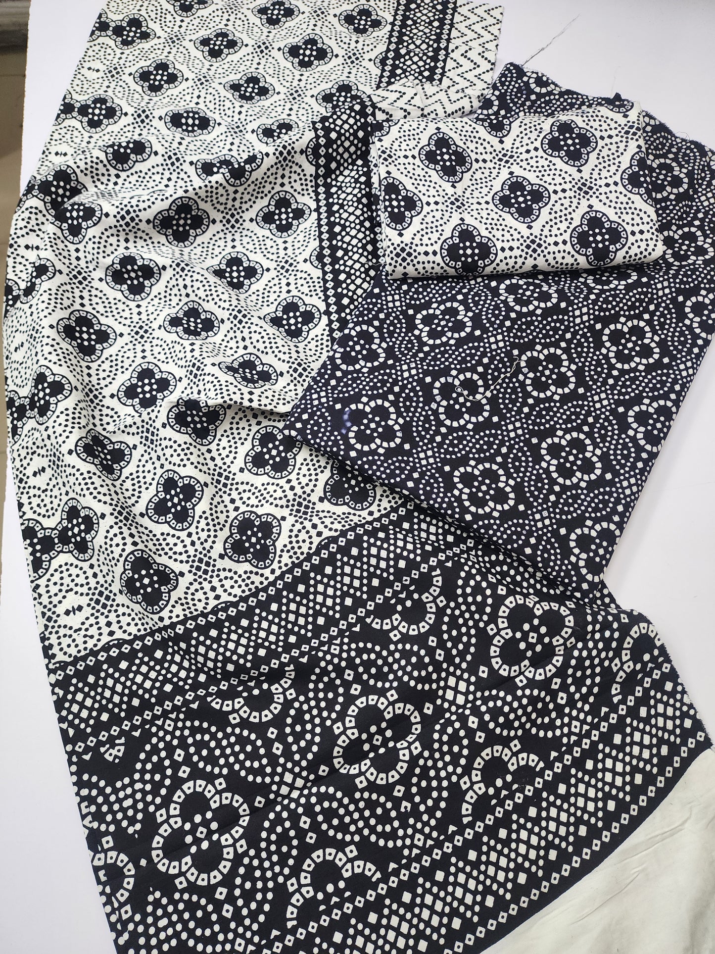 Ajrak Cotton 3 Piece Unstitched Suit 25% OFF