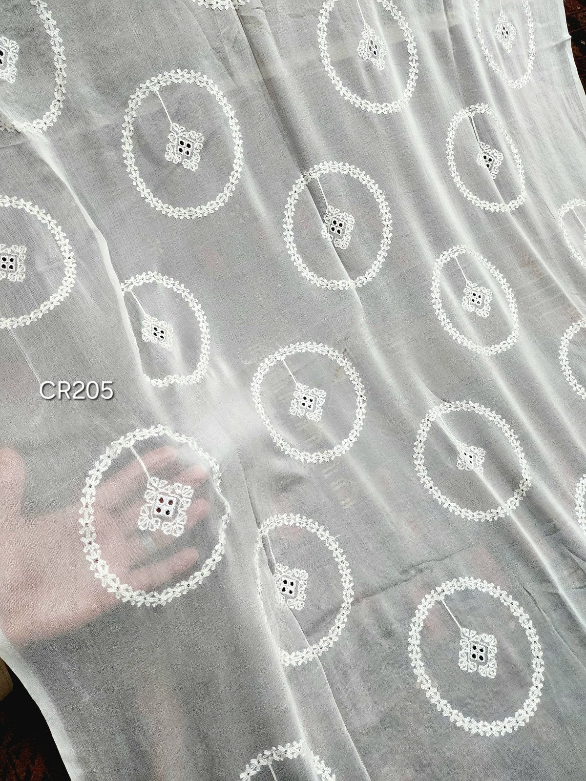 Crinkle Chiffon Tarkashi and Embroidered Dyeable Dupatta