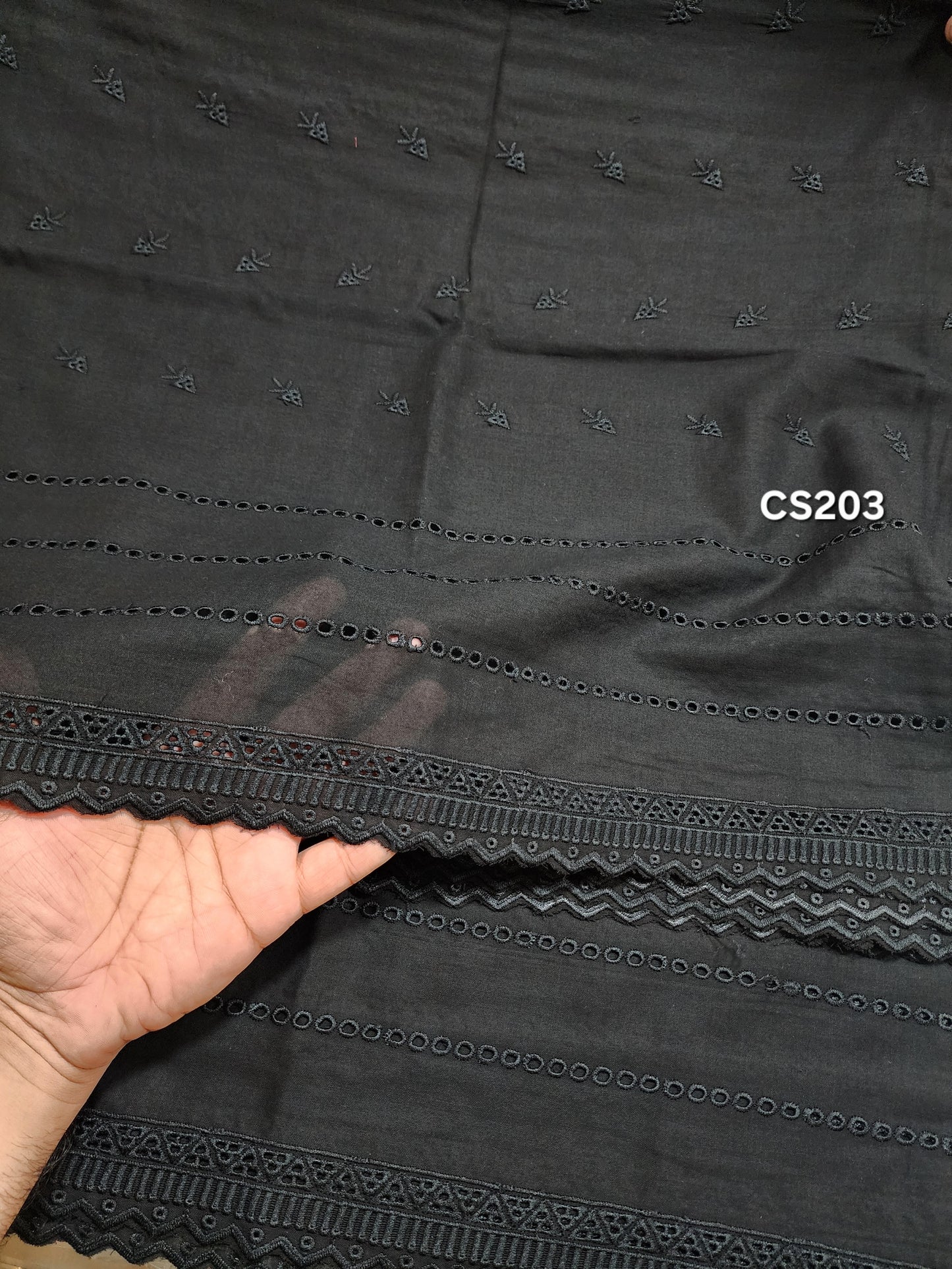 Chikankari Lawn Shawl on Pure Lawn Full Size Cutwork Border | CS203