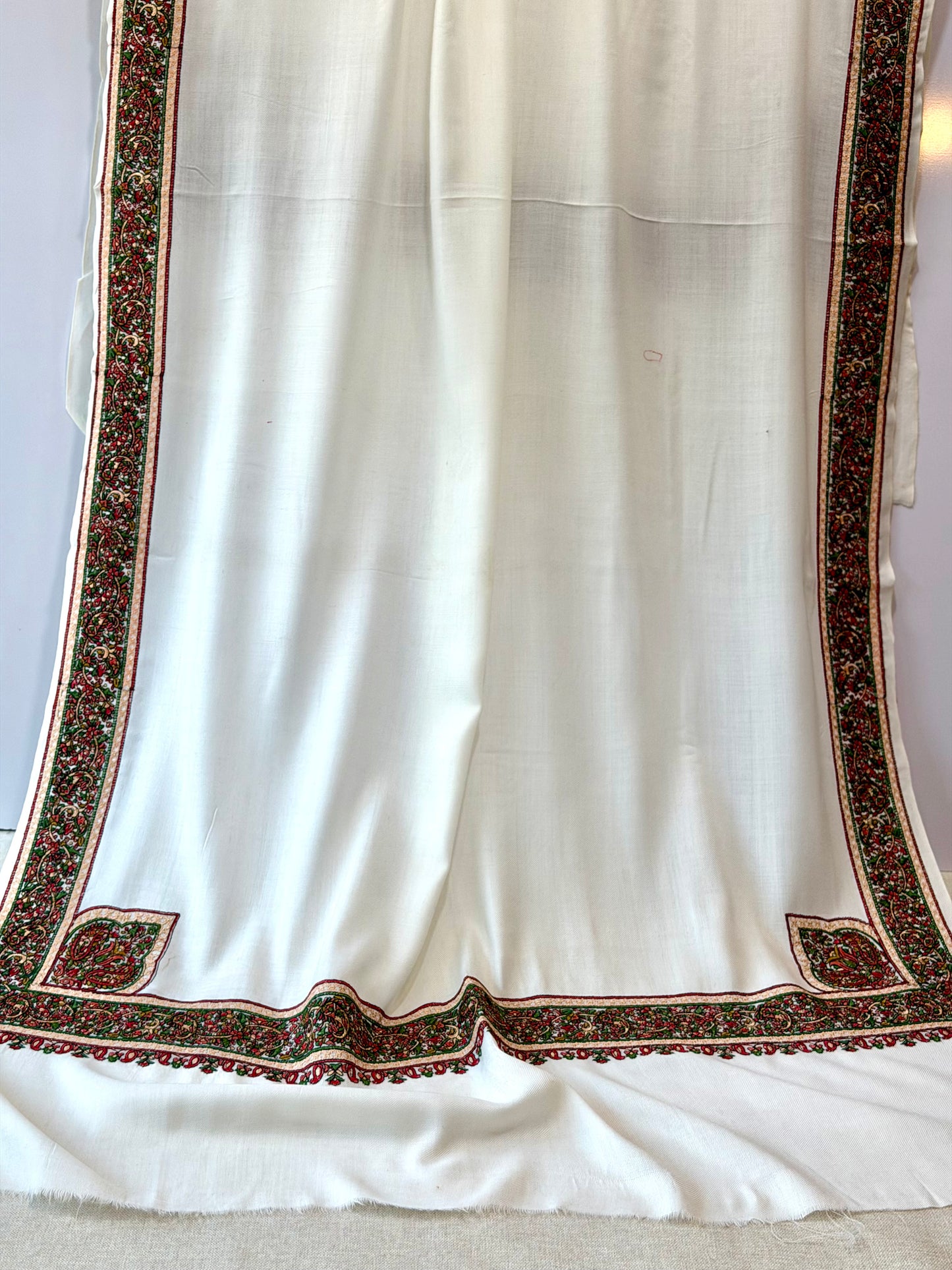 Kashmiri Shawl | Fancy Border Embroidery on Pashmina | Off White