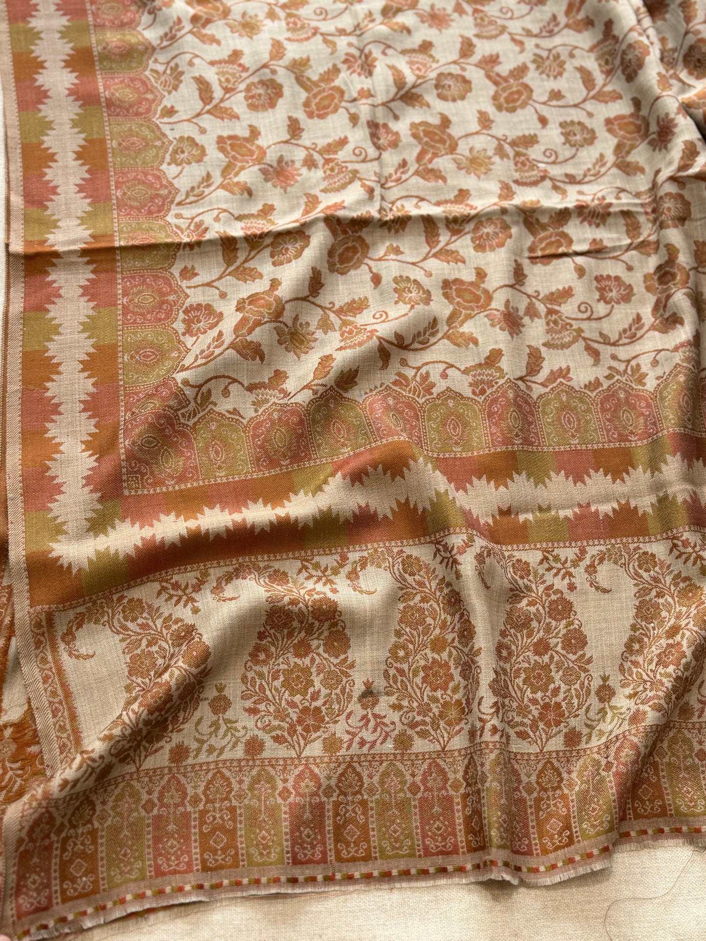 Pashmina Wool Kani Shawl in Full Size Multi Color
