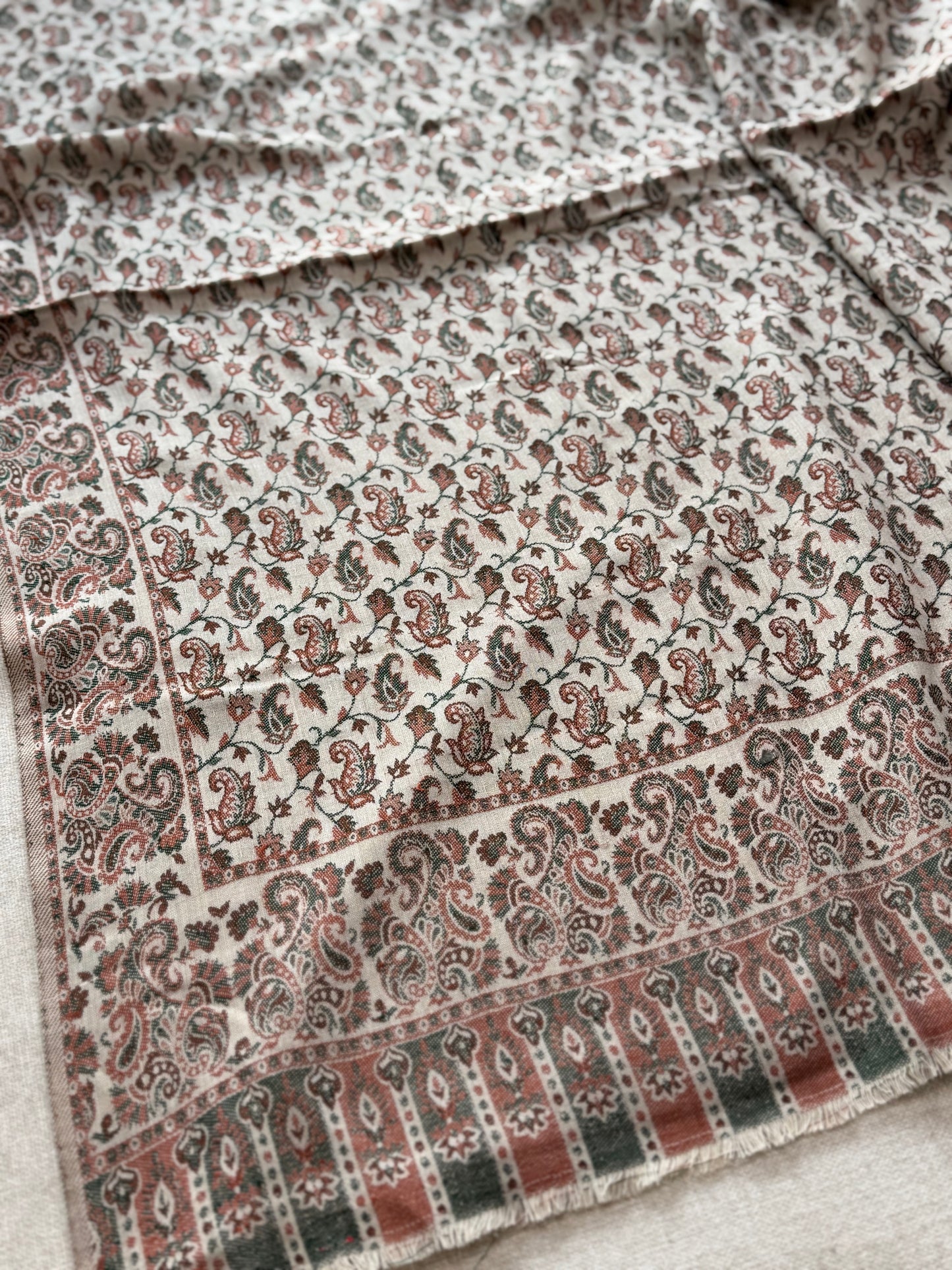 Pashmina Wool Kani Shawl in Full Size Multi Color