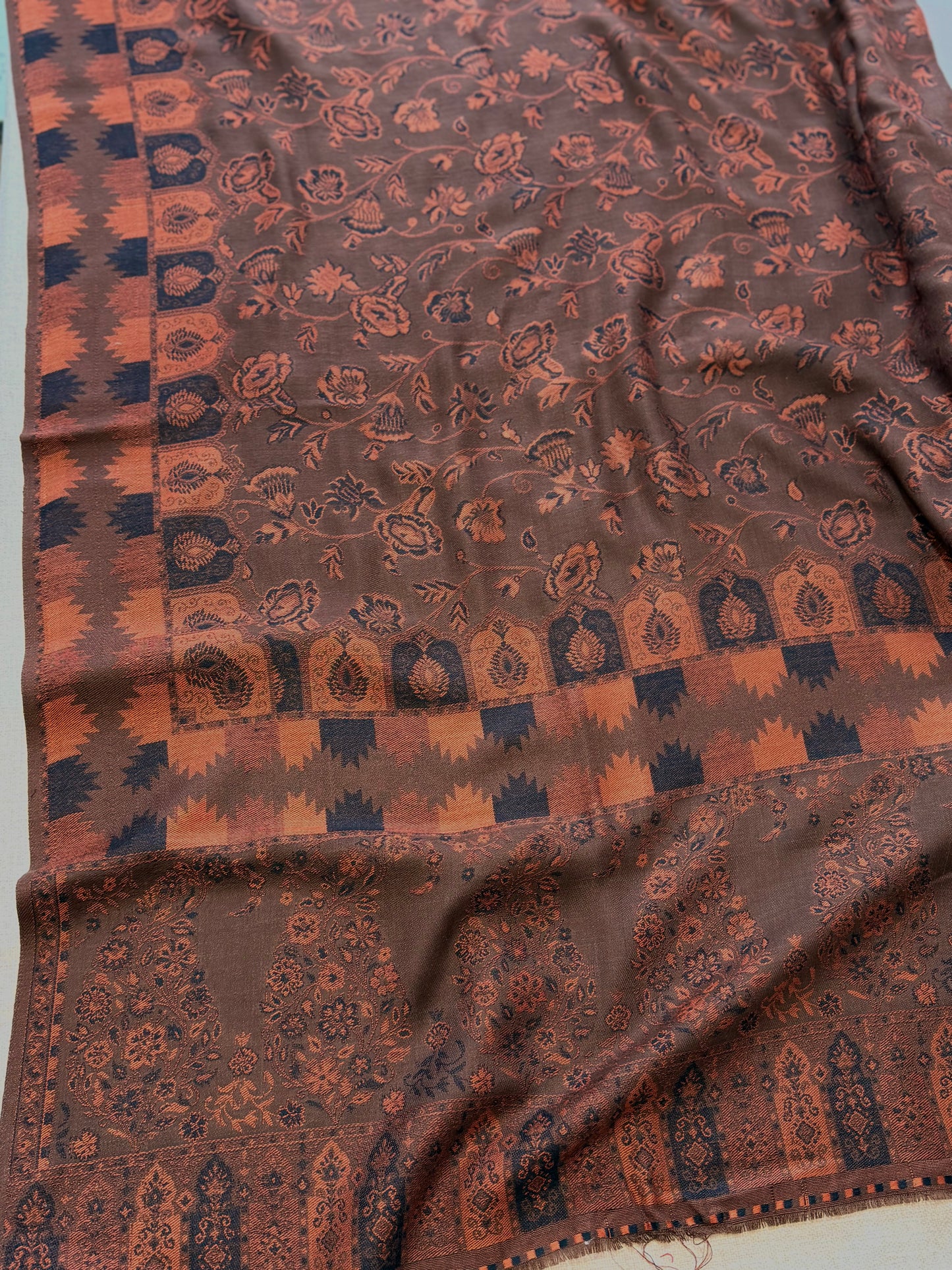 Pashmina Wool Kani Shawl in Full Size Multi Color