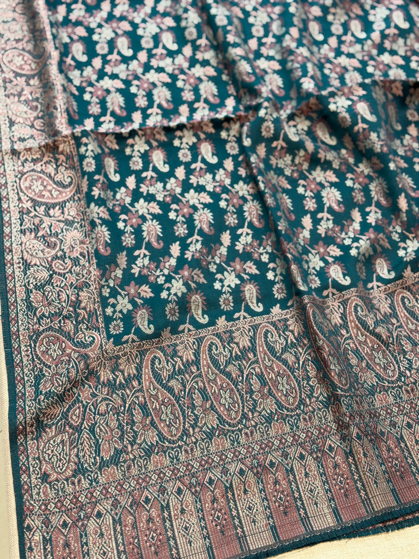 Pashmina Wool Kani Shawl in Full Size Multi Color