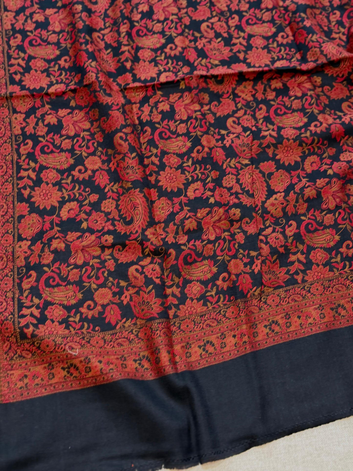 Pashmina Wool Kani Shawl in Full Size Multi Color