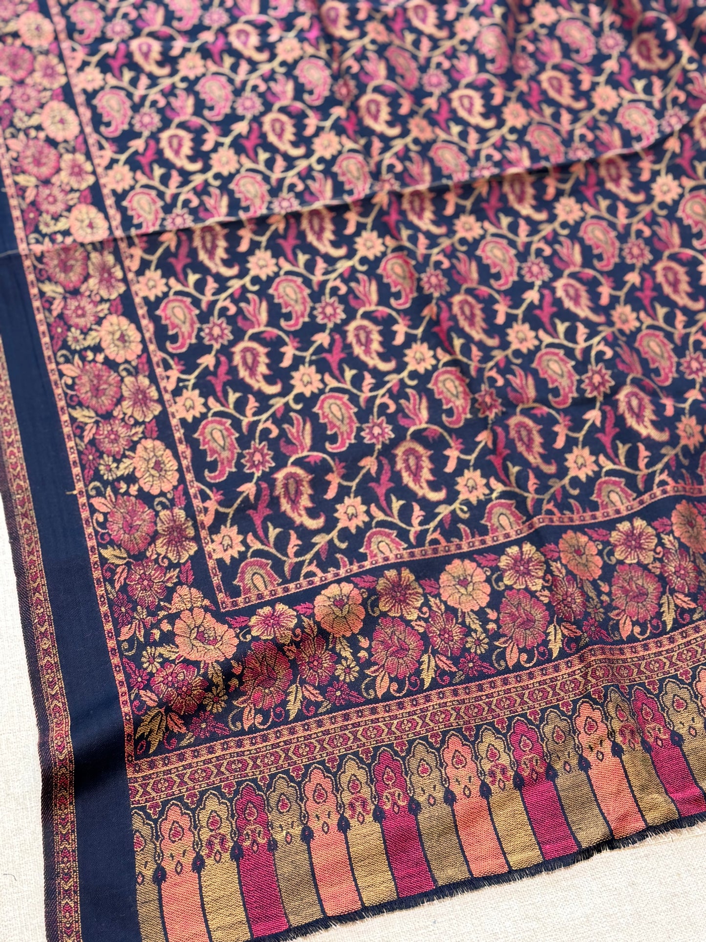Pashmina Wool Kani Shawl in Full Size Multi Color