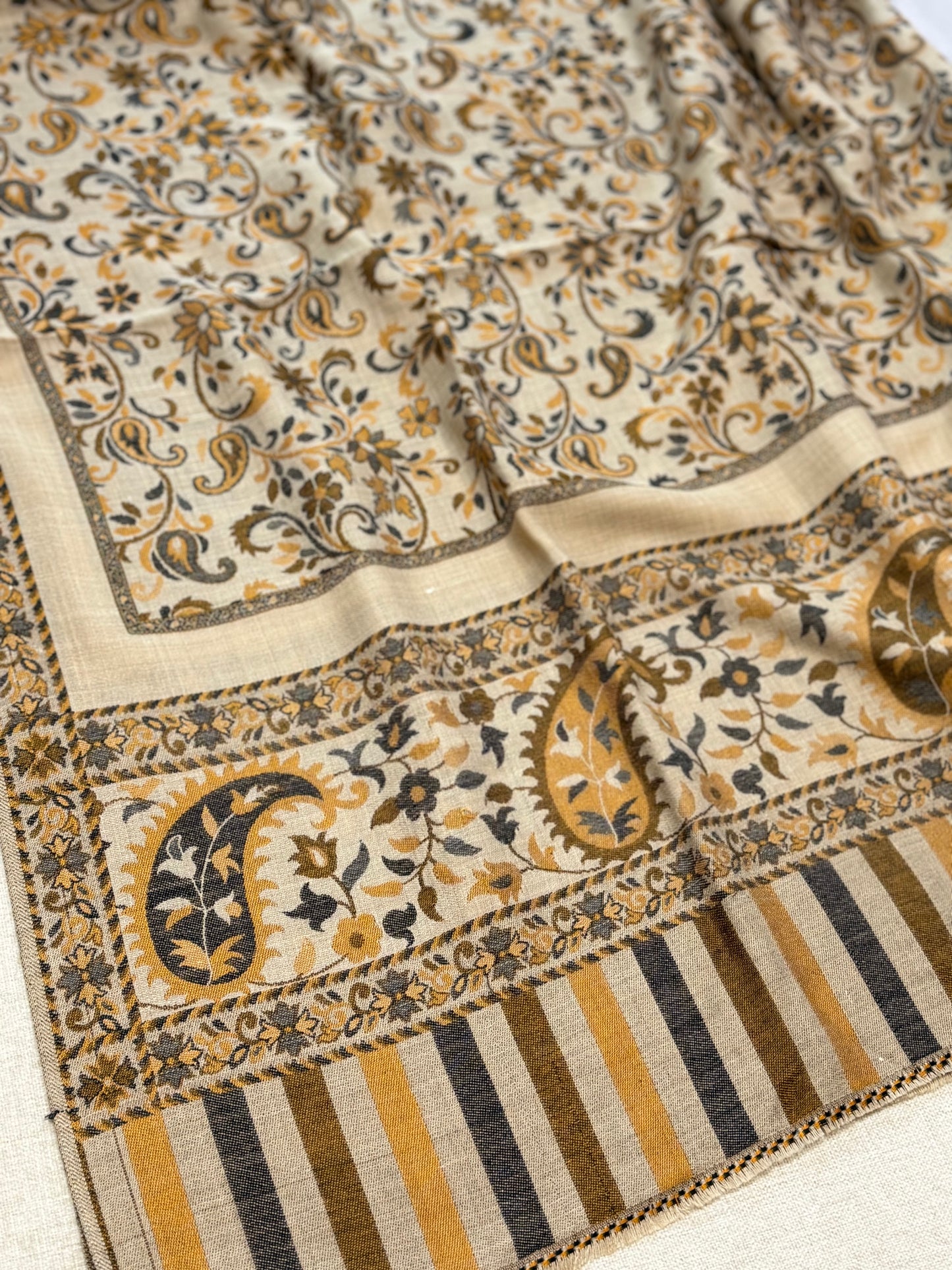 Pashmina Wool Kani Shawl in Full Size Multi Color