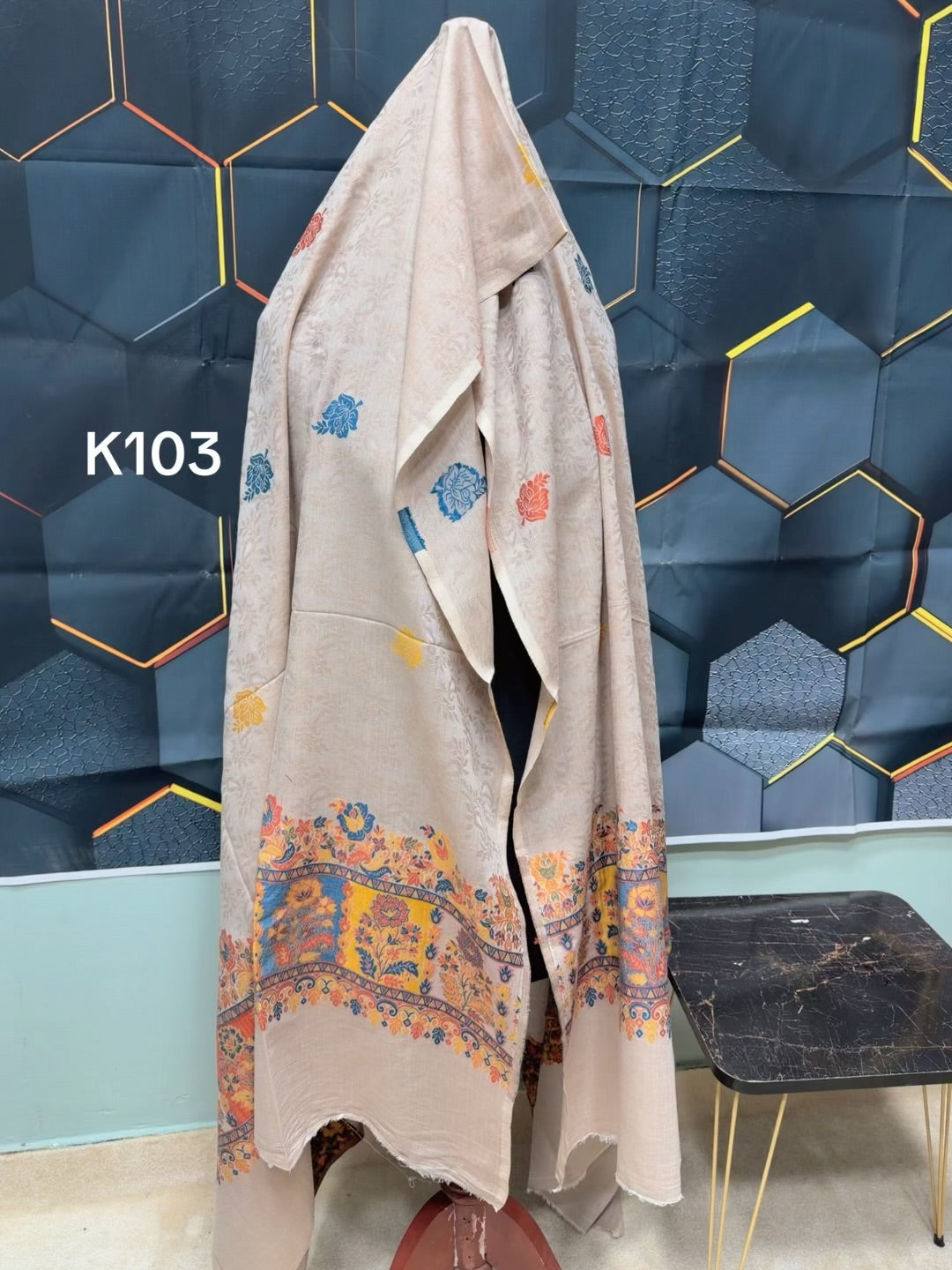 Lawn kani Shawl | Self Kani Border Pallu Shawl Full Size | K103