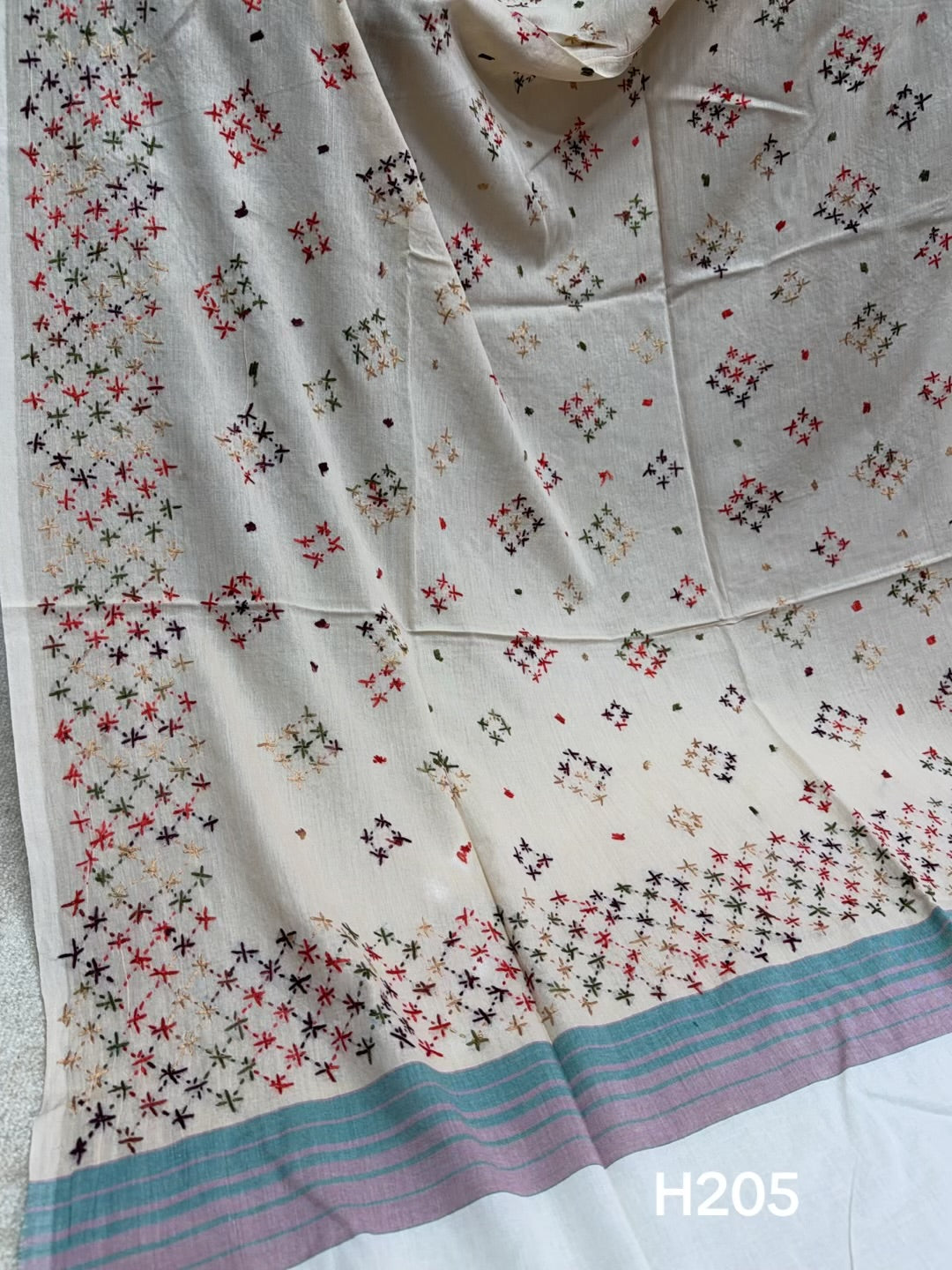 Handmade Lawn Shawl | Fine Thread Work Pure Lawn Shawl H205