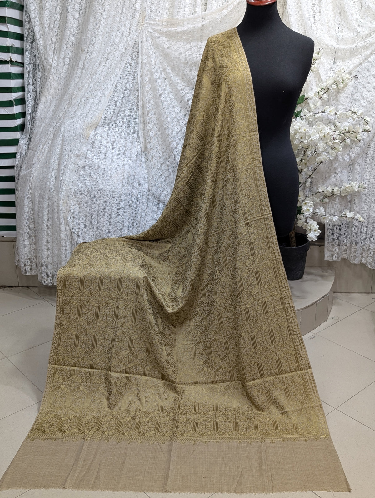 Pashmina Full Embroidered Shawl Nalki Jaal | Green on Skin