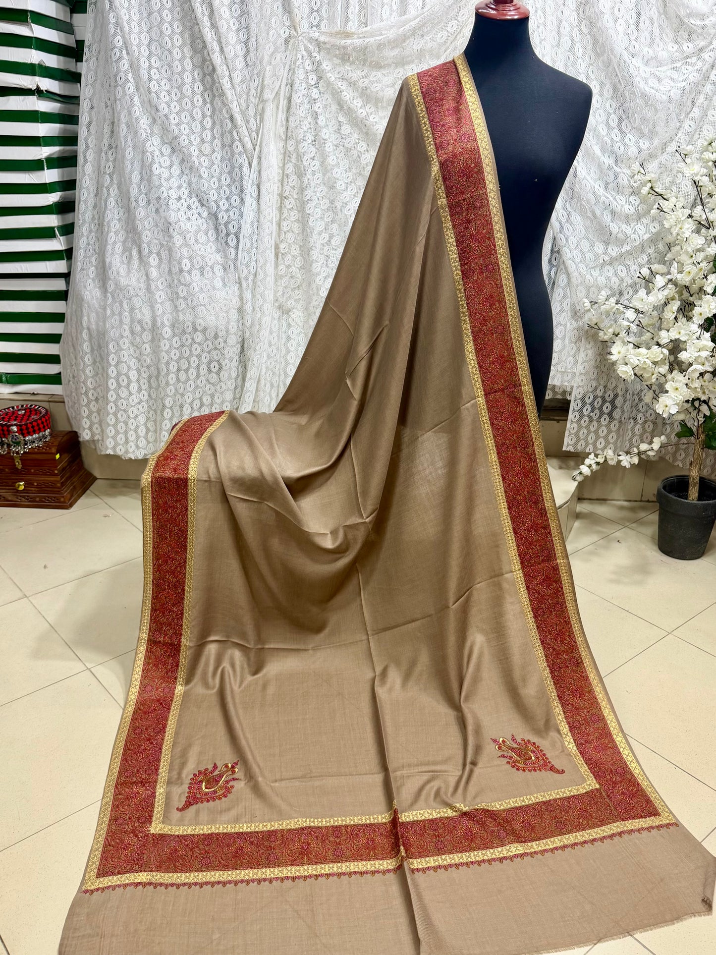 Kashmiri Shawl | Wide Border Papermache Tilla Embroidery Made in Kashmir Pure Pashmina | Skin