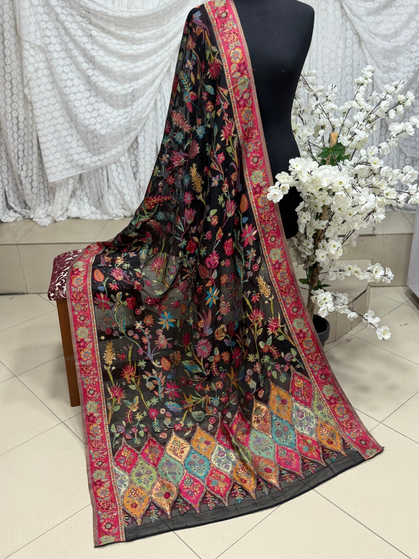 Luxury Kani Silk Shawl, Wedding Wrap Perfect Gift Made in Kashmir