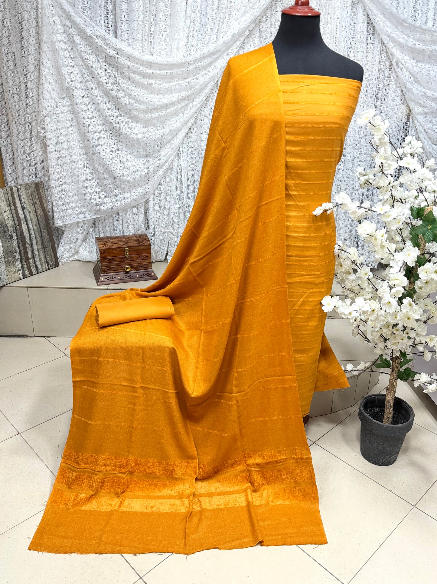 2 Piece Allover Printed Suit Pure Lawn