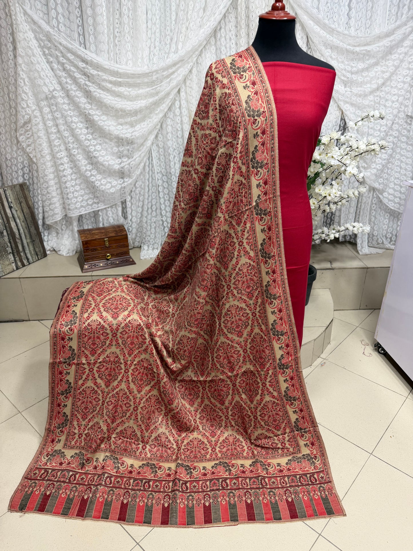 3 Piece Kani Shawl Suit | Plain Marina Suit With Kani Pashmina Shawl Perfect Gift | Maroon