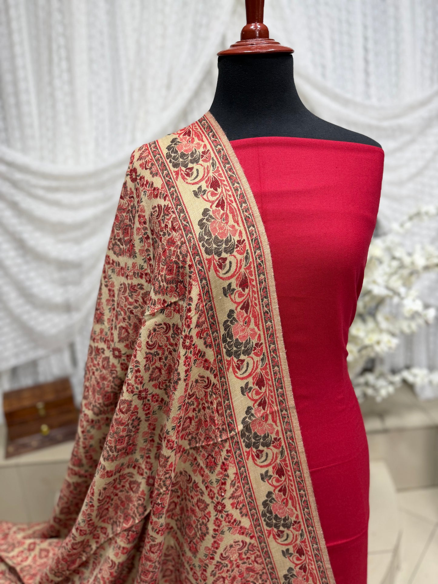 Kani Border Pashmina Shawl | Perfect Gift Item in Sale Price | White