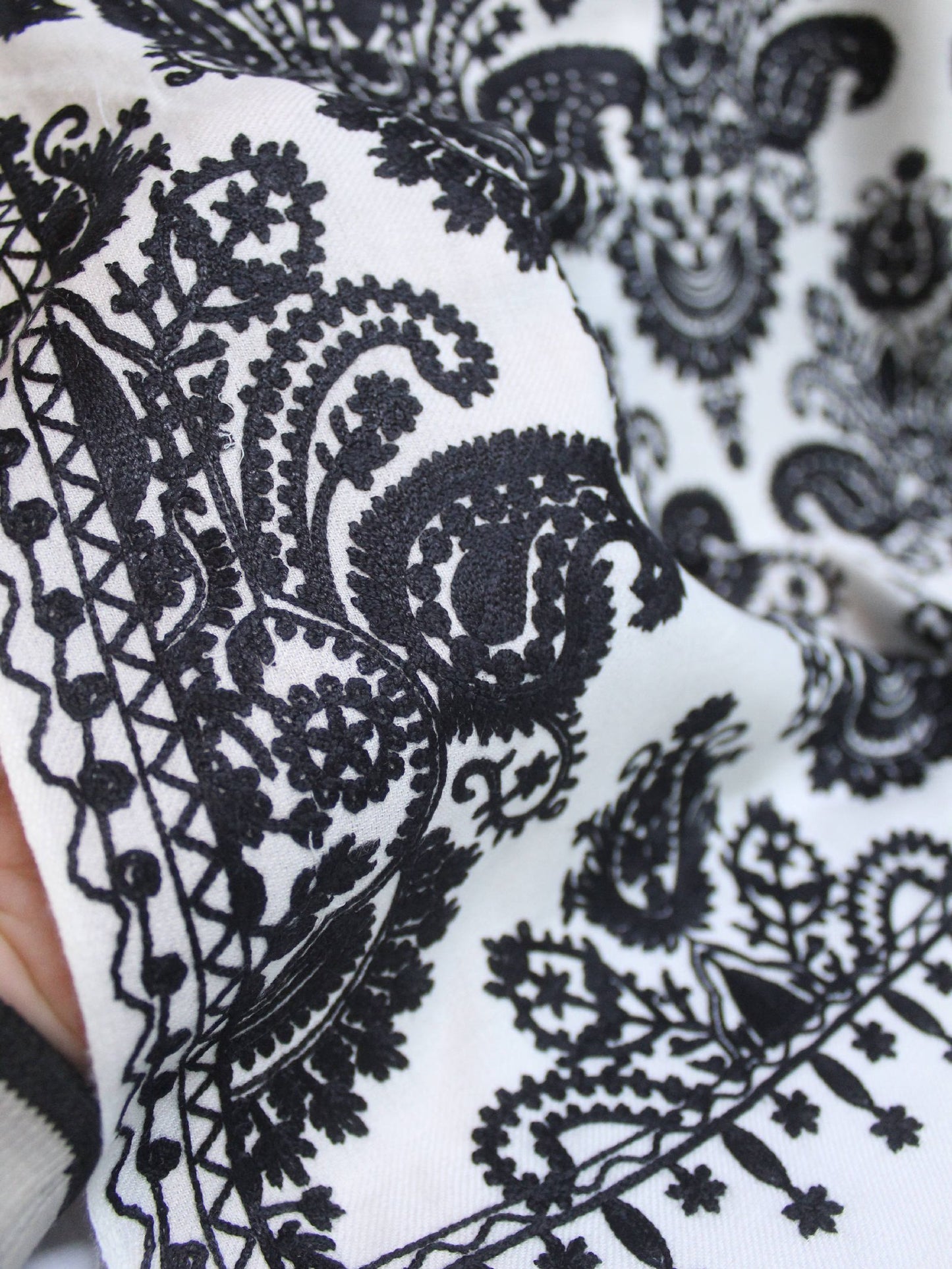 Pashmina Embroidered Shawl | Kashmiri Aar Work Embroidery Perfect Gift in Sale Price