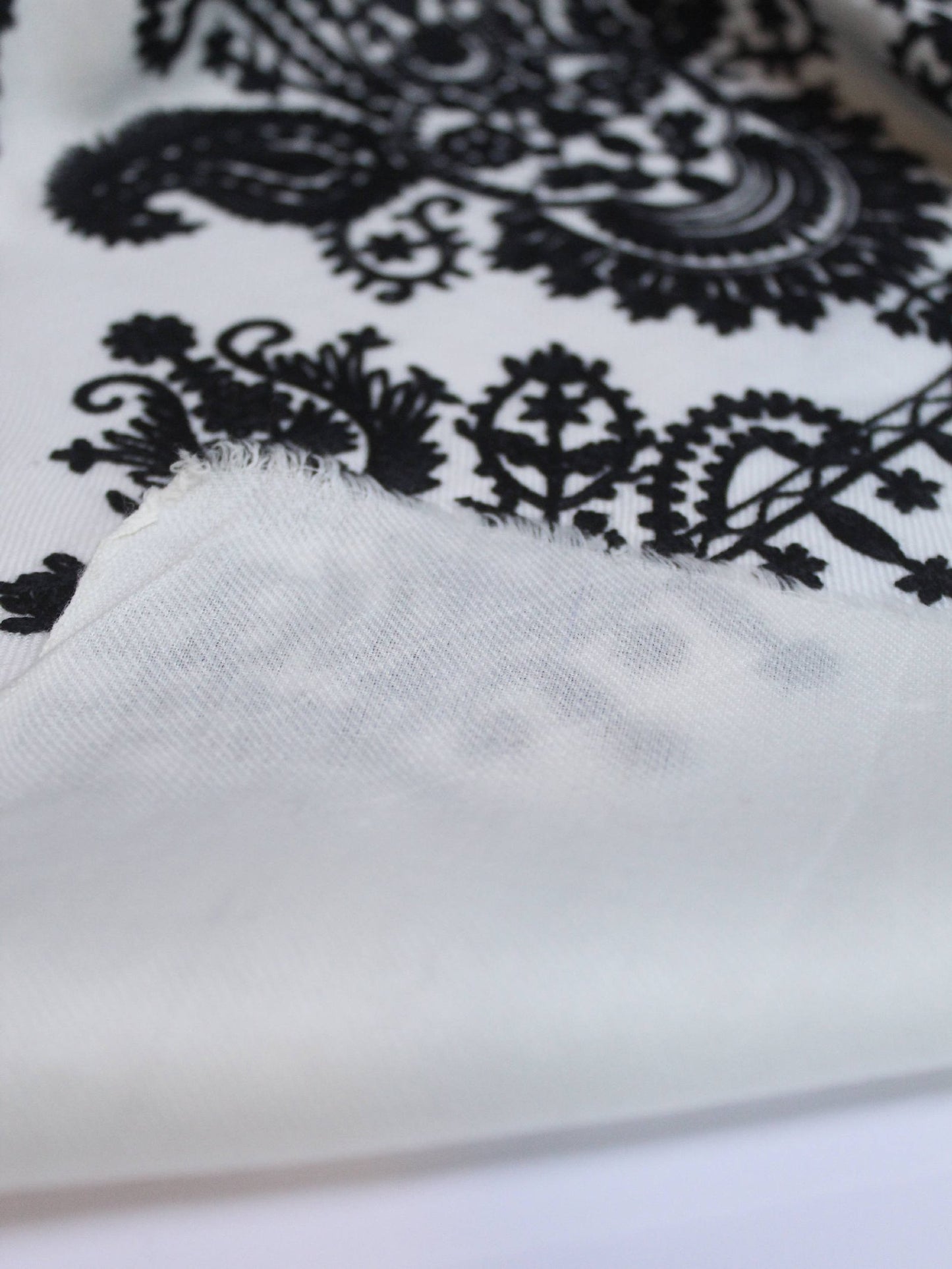 Pashmina Embroidered Shawl | Kashmiri Aar Work Embroidery Perfect Gift in Sale Price