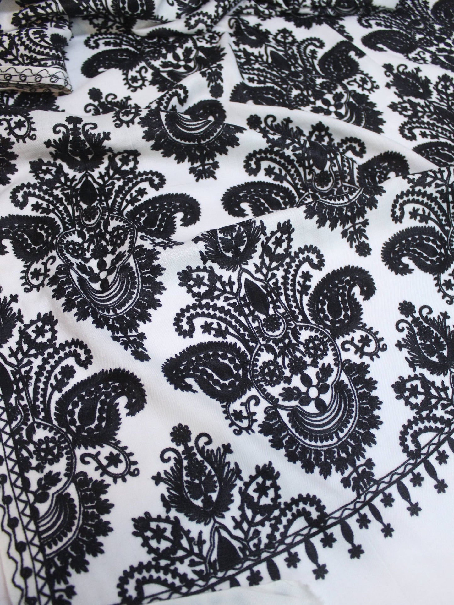Pashmina Embroidered Shawl | Kashmiri Aar Work Embroidery Perfect Gift in Sale Price