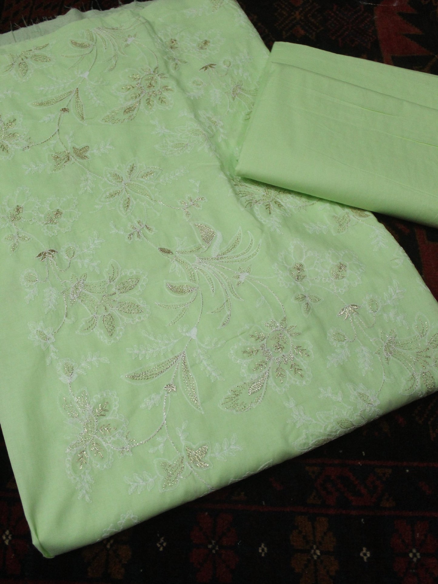 Breeze Lawn 2 Pc Embroidered Suit