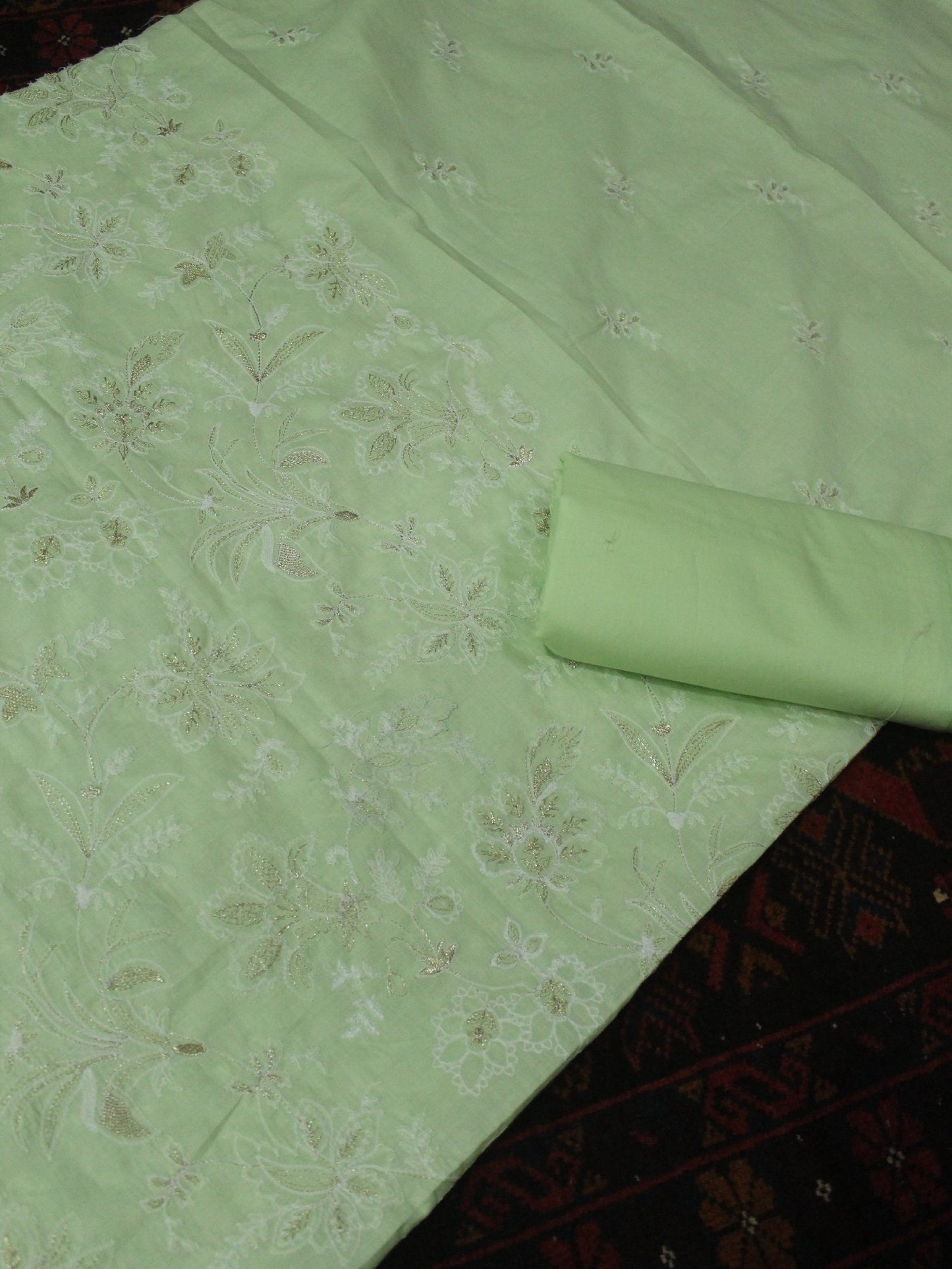 Breeze Lawn 2 Pc Embroidered Suit