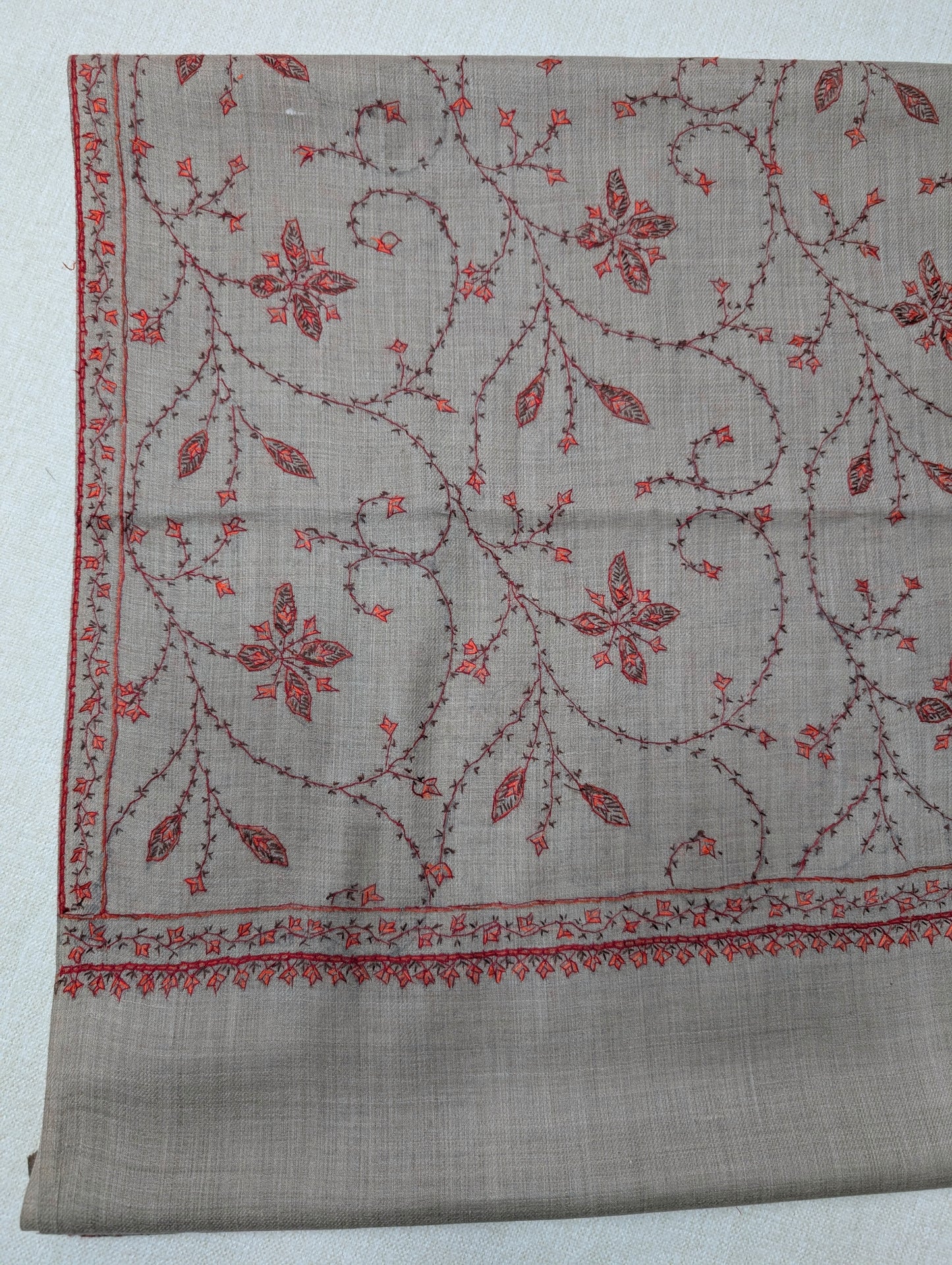 Pashmina Handmade Full Embroidered Souzni Shawl Beautiful New Design 2025 Collection Made in Kashmir