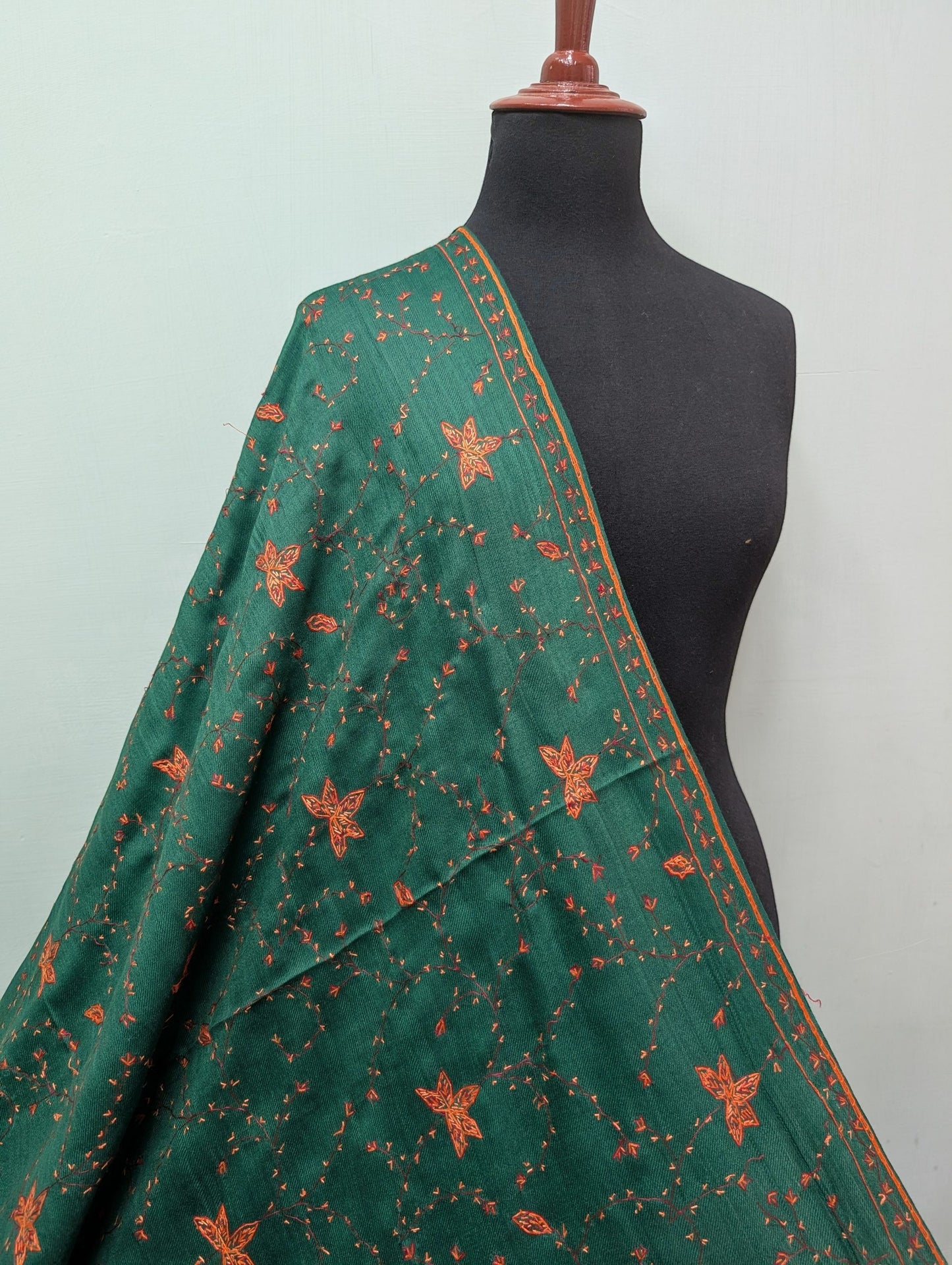 Pashmina Handmade Full Embroidered Souzni Shawl Beautiful New Design 2025 Collection Made in Kashmir
