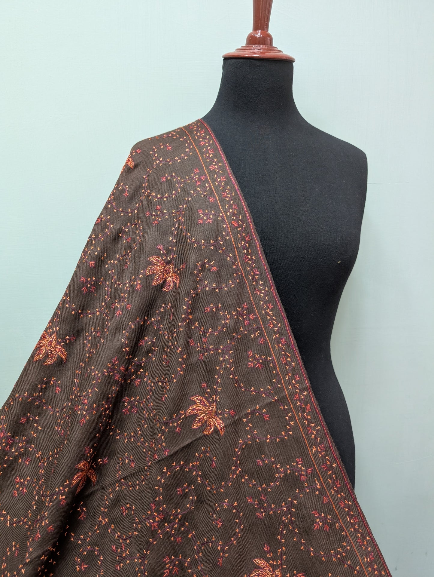Pashmina Handmade Full Embroidered Souzni Shawl Beautiful New Design 2025 Collection Made in Kashmir
