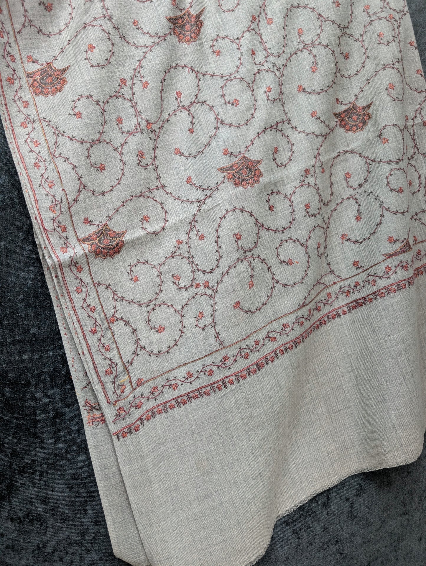 Pashmina Handmade Full Embroidered Souzni Shawl Beautiful New Design 2025 Collection Made in Kashmir