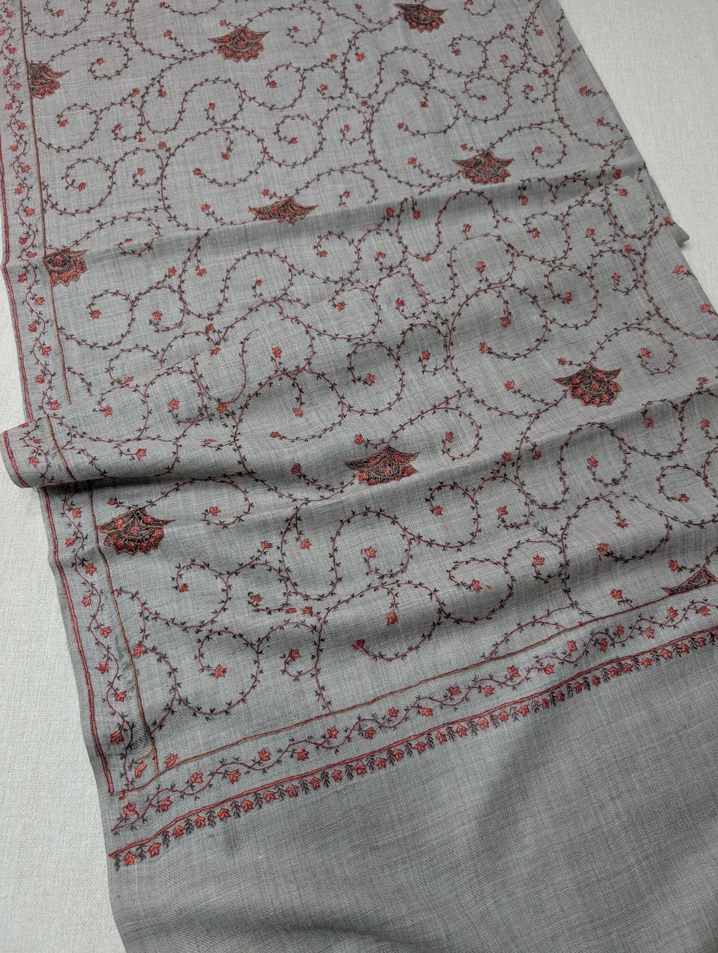 Pashmina Handmade Full Embroidered Souzni Shawl Beautiful New Design 2025 Collection Made in Kashmir