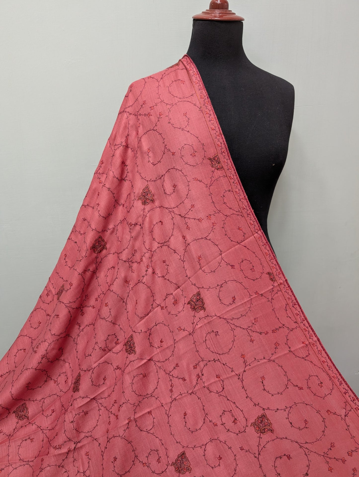 Pashmina Handmade Full Embroidered Souzni Shawl Beautiful New Design 2025 Collection Made in Kashmir