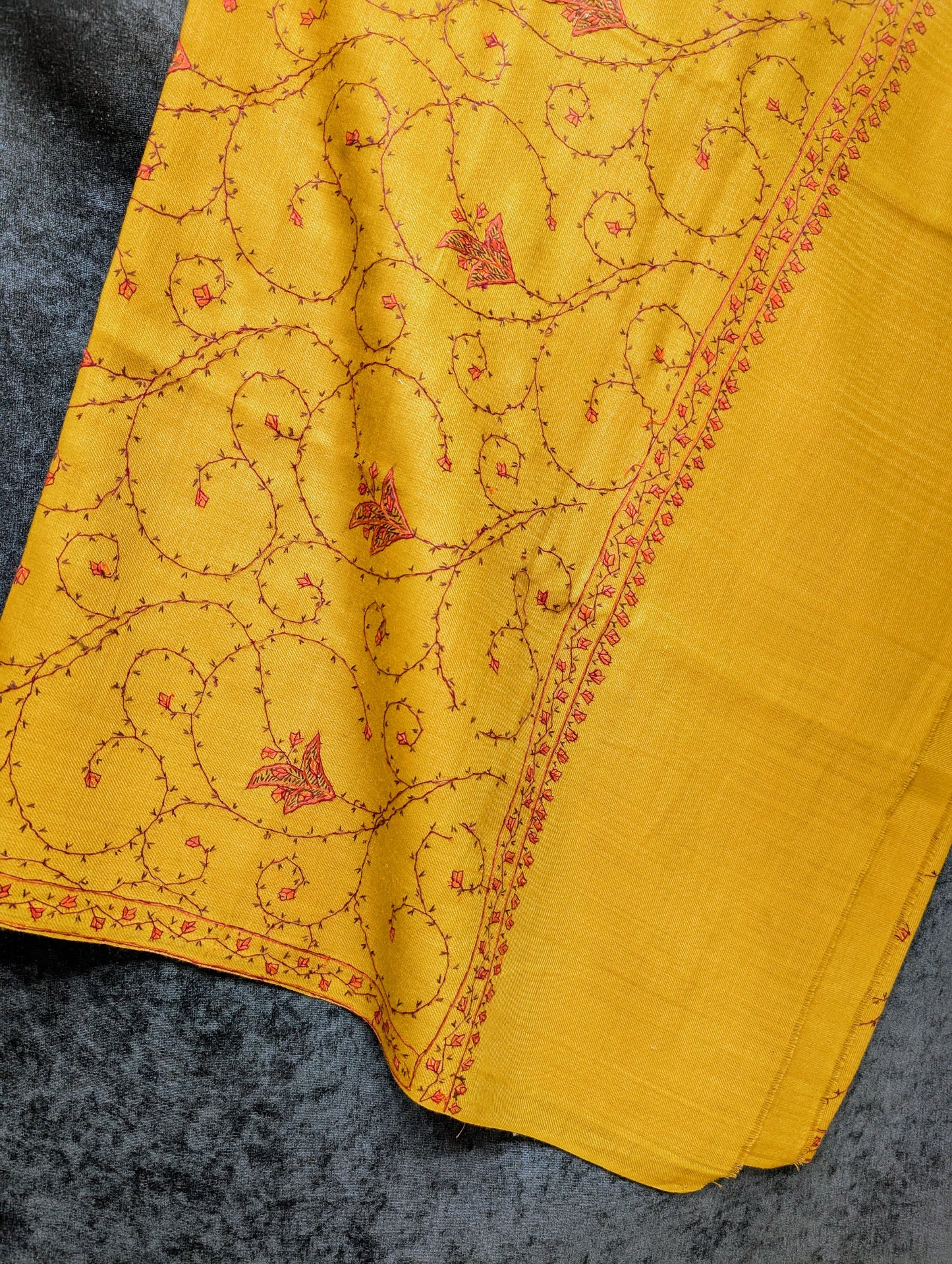 Pashmina Handmade Full Embroidered Souzni Shawl Beautiful New Design 2025 Collection Made in Kashmir