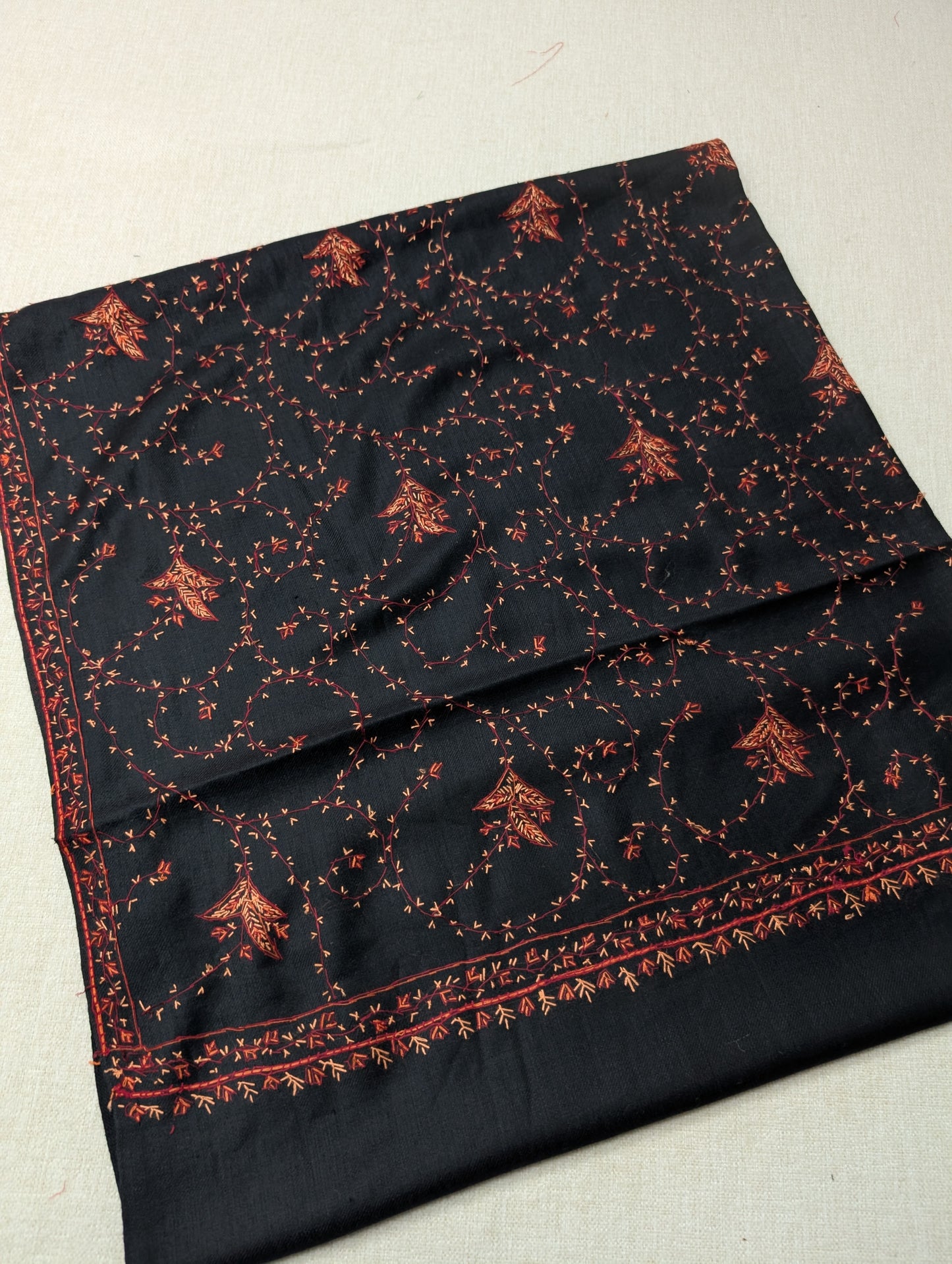 Pashmina Handmade Full Embroidered Souzni Shawl Beautiful New Design 2025 Collection Made in Kashmir