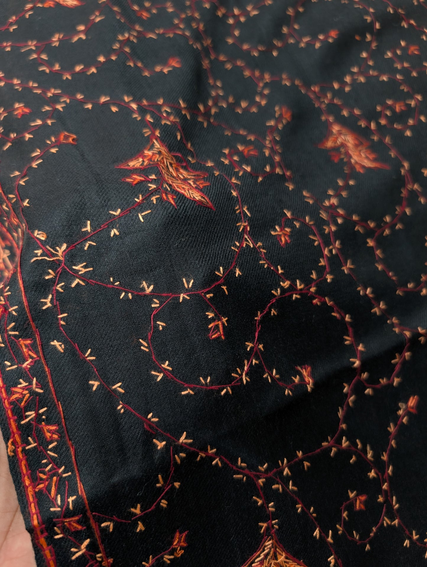 Pashmina Handmade Full Embroidered Souzni Shawl Beautiful New Design 2025 Collection Made in Kashmir