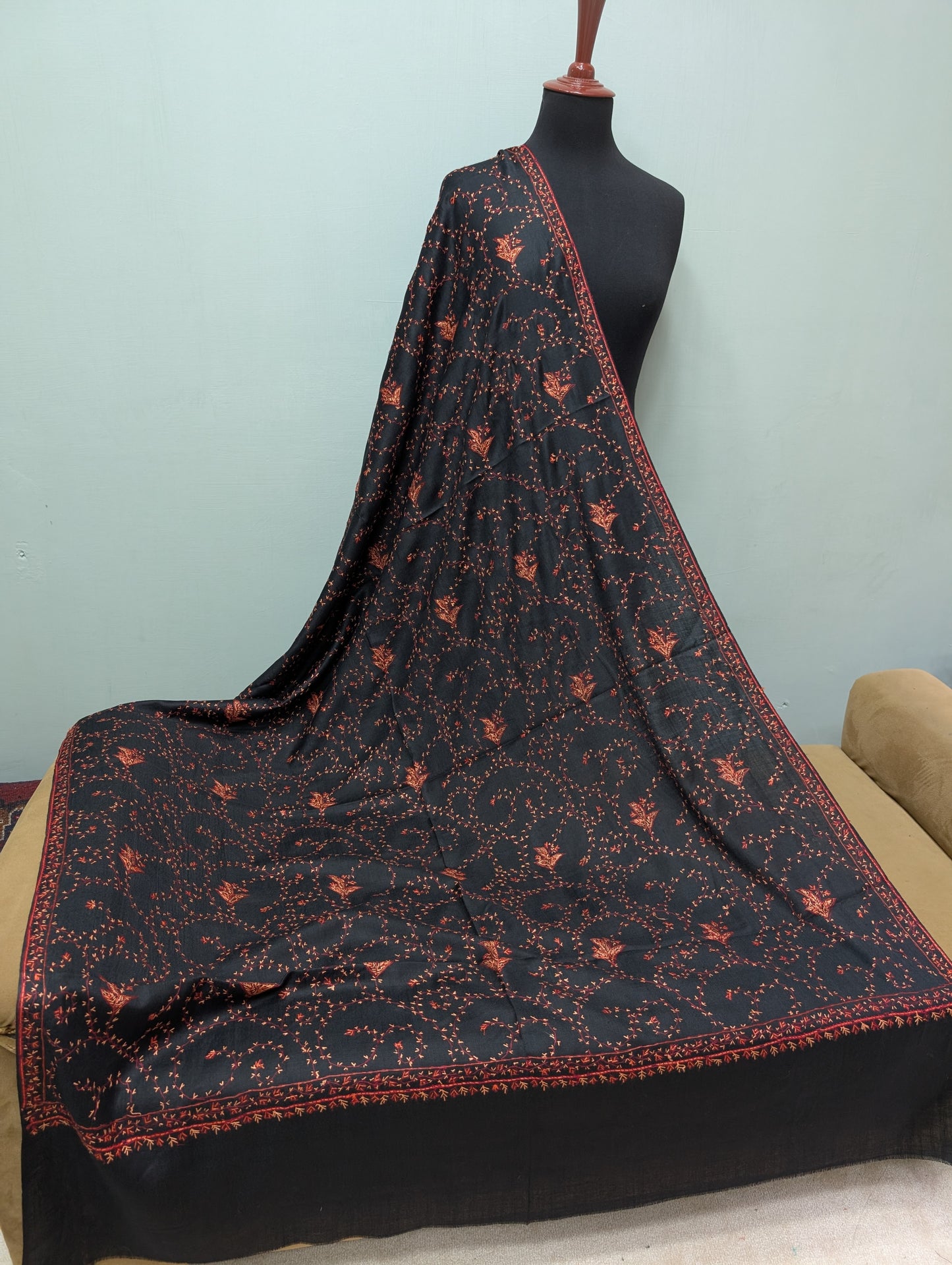 Pashmina Handmade Full Embroidered Souzni Shawl Beautiful New Design 2025 Collection Made in Kashmir