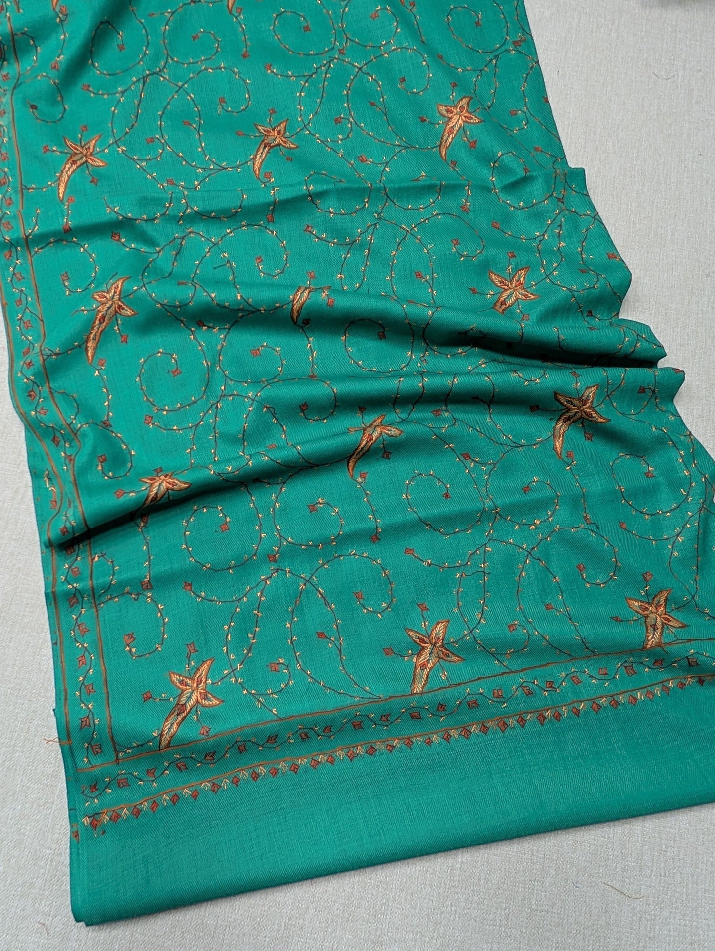 Pashmina Handmade Full Embroidered Souzni Shawl Beautiful New Design 2025 Collection Made in Kashmir