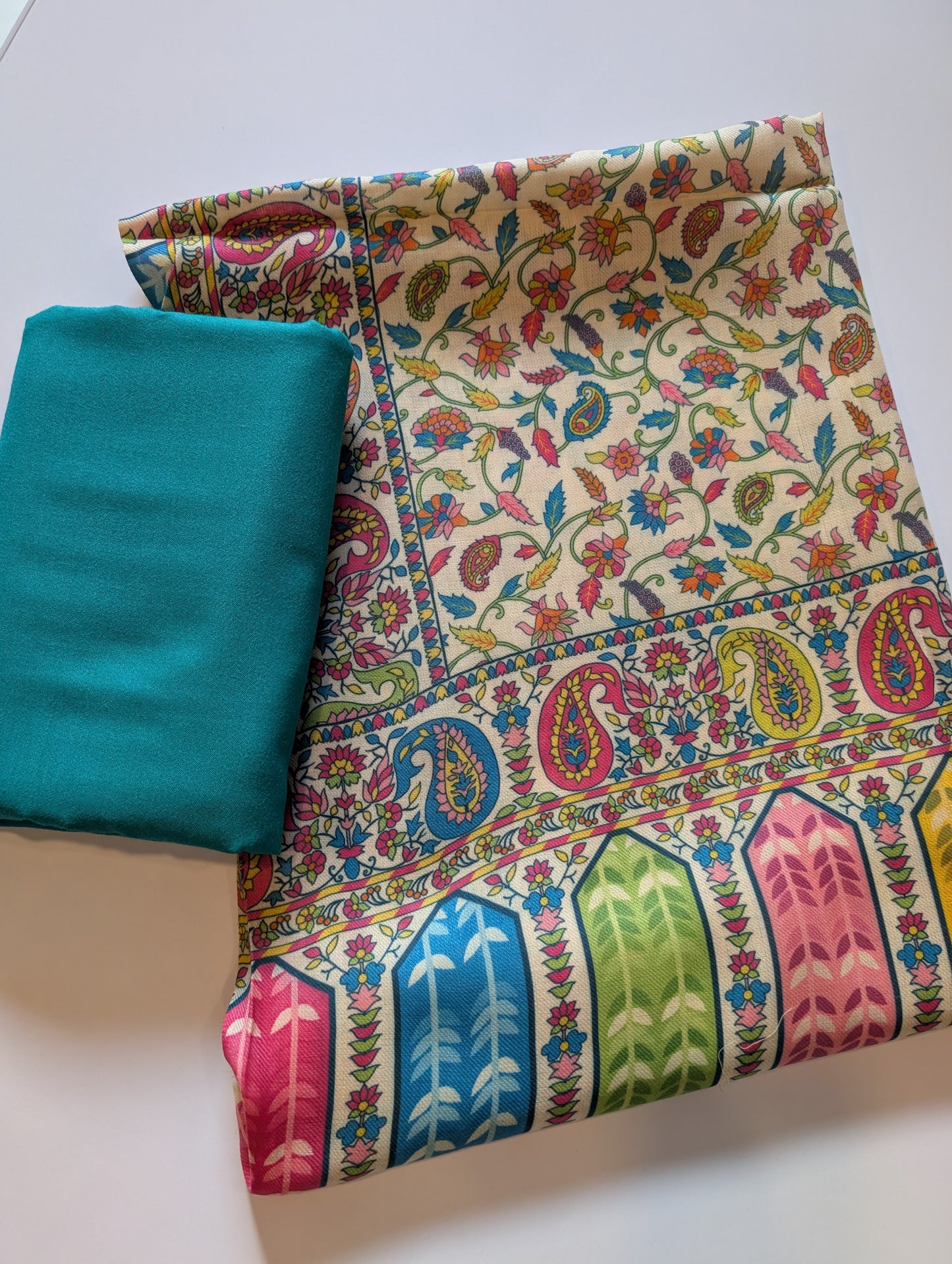 2 Piece Allover Nino Tarkashi Suit