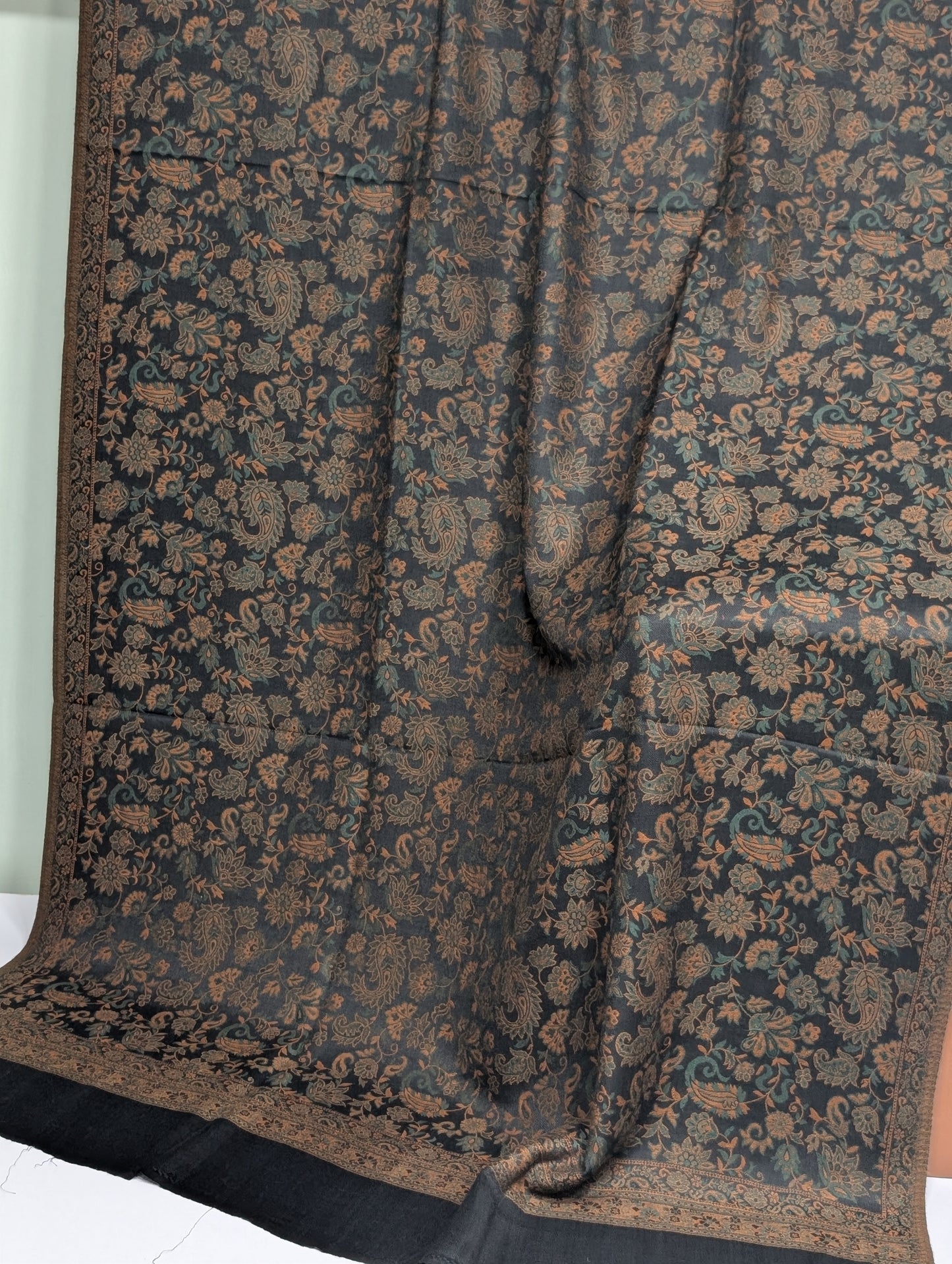 Pashmina Wool Kani Shawl in Full Size Multi Color