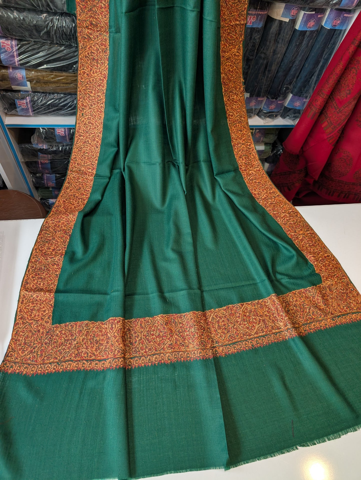 Kashmiri Shawl | Handmade Border Embroidery Made in Kashmir Pure Pashmina