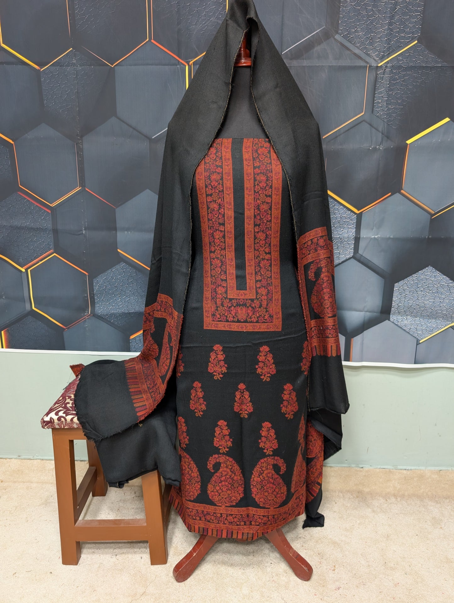 2 Piece Allover Nino Tarkashi Suit