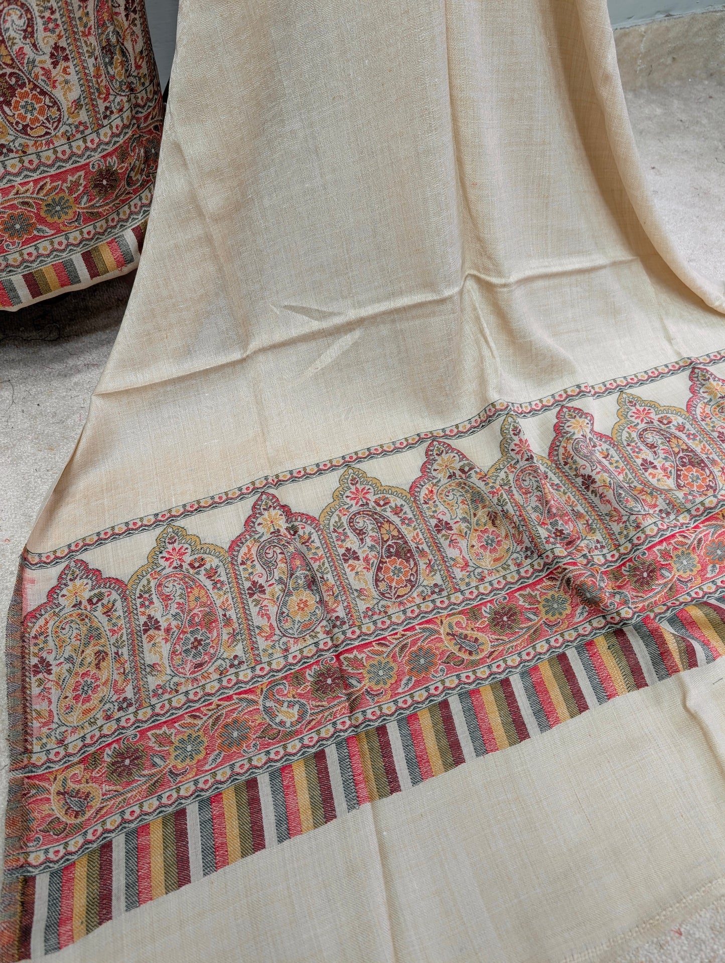 New Kani Pashmina Allover Design 3 Piece Unstitched Suit | Light Skin
